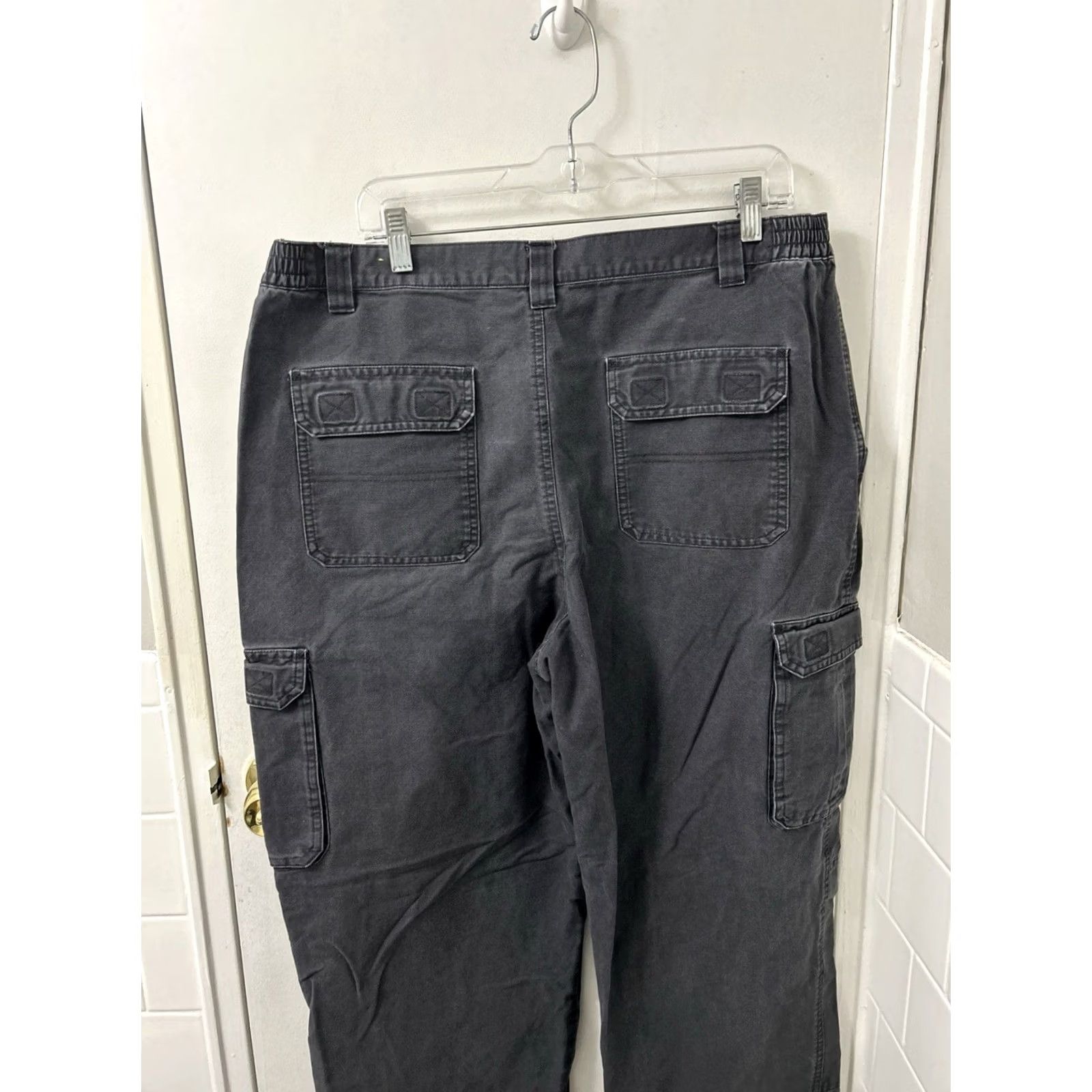 Vintage Cabela's Cargo Pants Mens 38x32 Gray Cotton Canvas Classic Fit Elastic Waist cargo Pocket Straight Leg Workwear Casual Pants Mens Regular Size US 38 / EU 54 - 7 Thumbnail