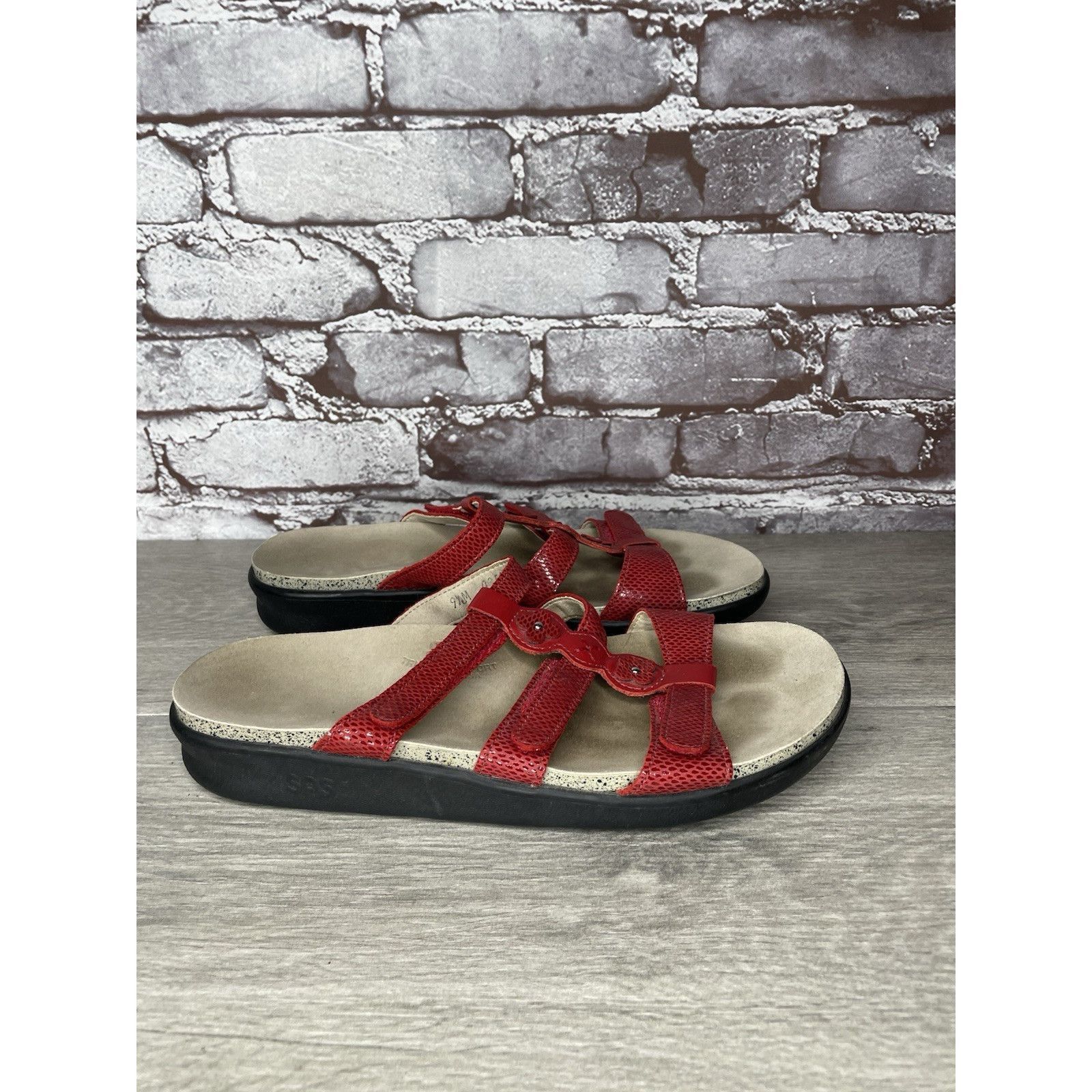 Other SAS Naples Red Leather Snakeskin Embossed 3 Strap Sandals Wo Size US 9.5 / IT 39.5 - 6 Thumbnail