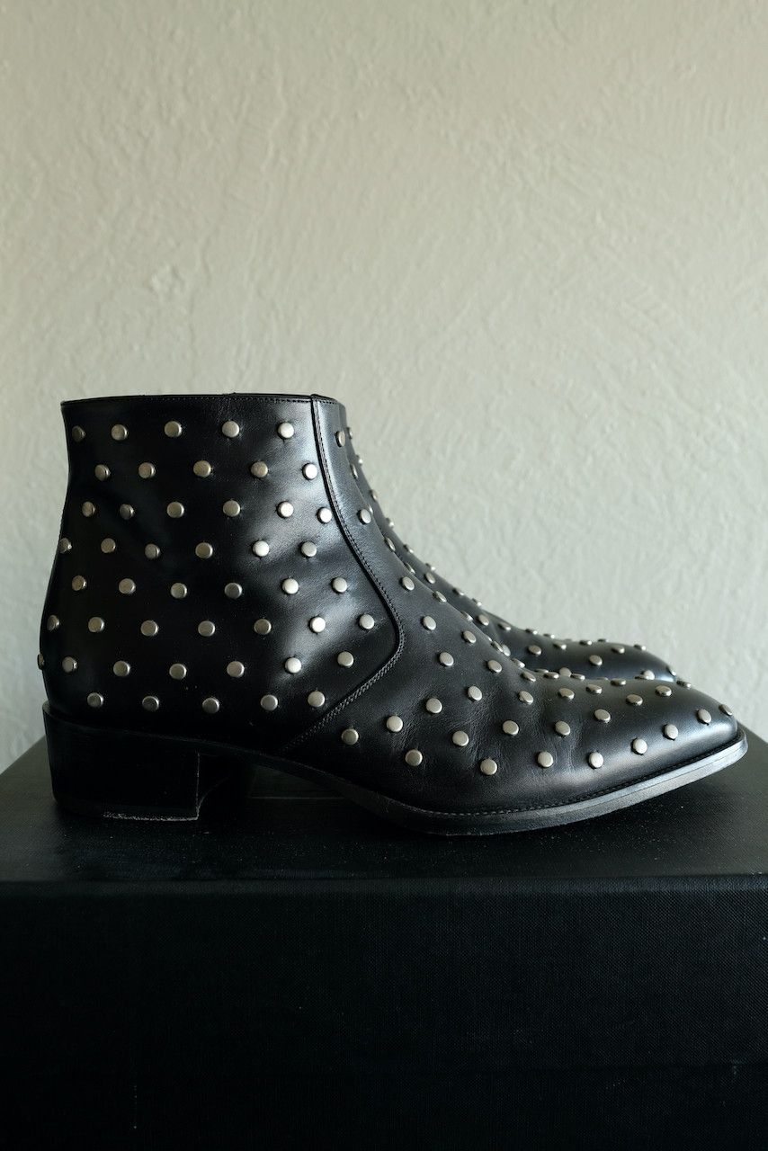 Hedi Slimane × Saint Laurent Paris Saint Laurent Paris Studded Wyatt Chelsea Boots Leather 42 9 Size US 9 / EU 42 - 1 Thumbnail