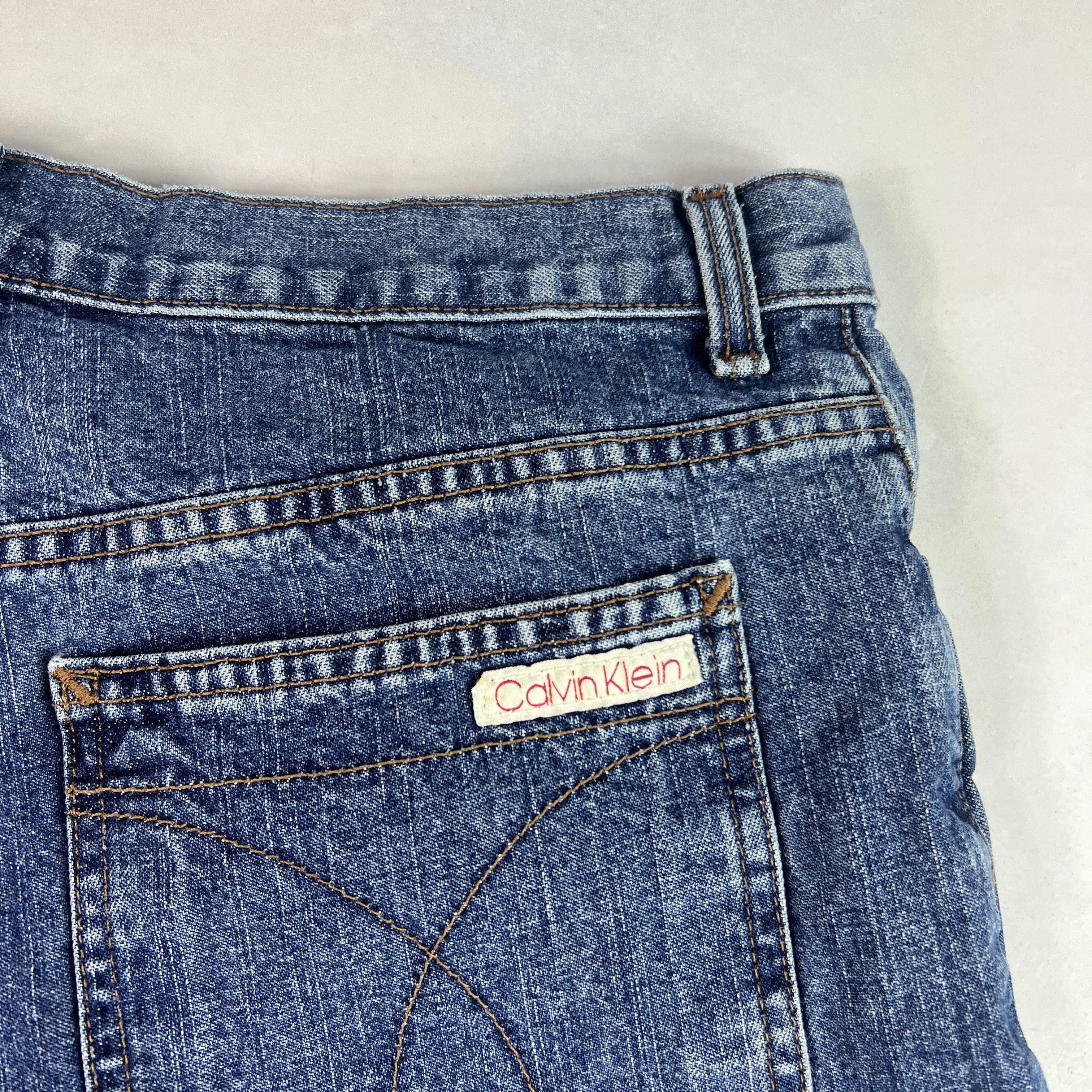 Calvin Klein Y2K Calvin Klein Shorts High Rise Blue Denim Jorts No Tags Size 34" / US 12 / IT 48 - 9 Thumbnail
