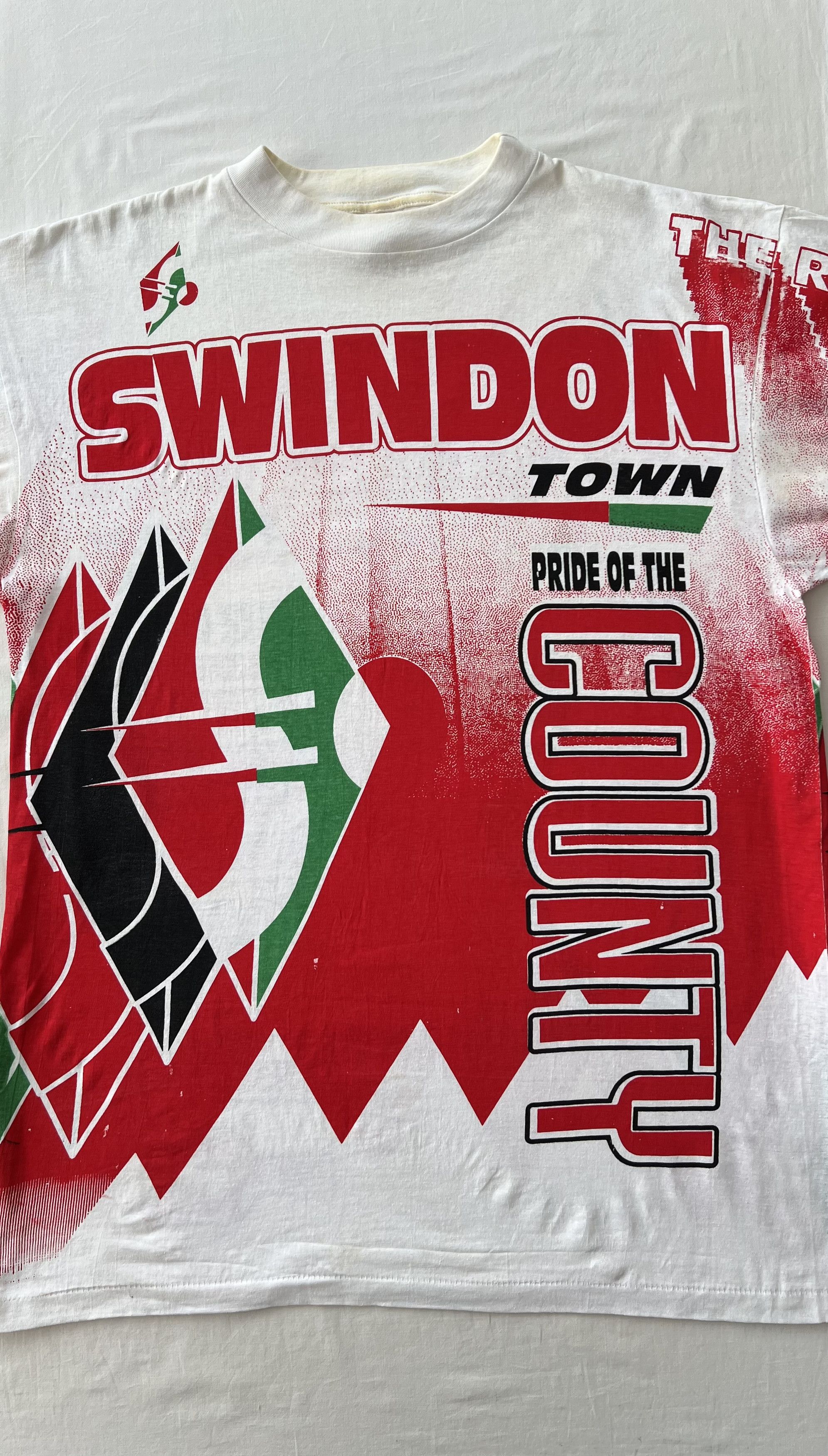 Vintage Vintage 90s Swindon Town FC The Robins English Soccer Tshirt Size US XXL / EU 58 / 5 - 3 Thumbnail