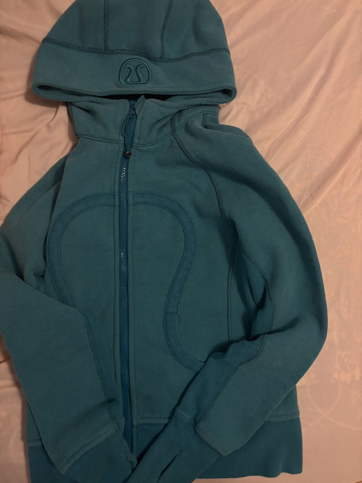 Lululemon Lululemon Scuba Zip up Size XS / US 0-2 / IT 36-38 - 2 Thumbnail
