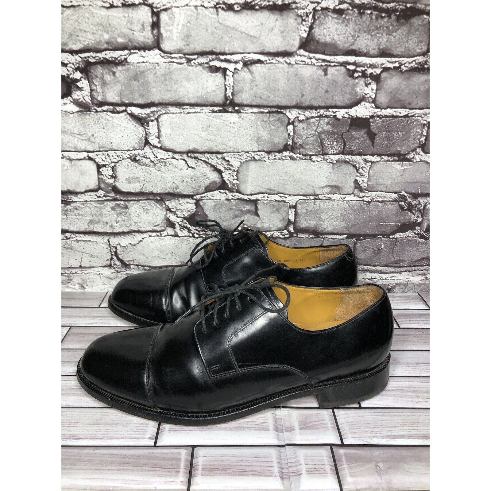 Cole Haan Cole Haan Air Black Leather Cap Toe Oxfords Lace Up Dress Sh Size US 11 / EU 44 - 16 Thumbnail