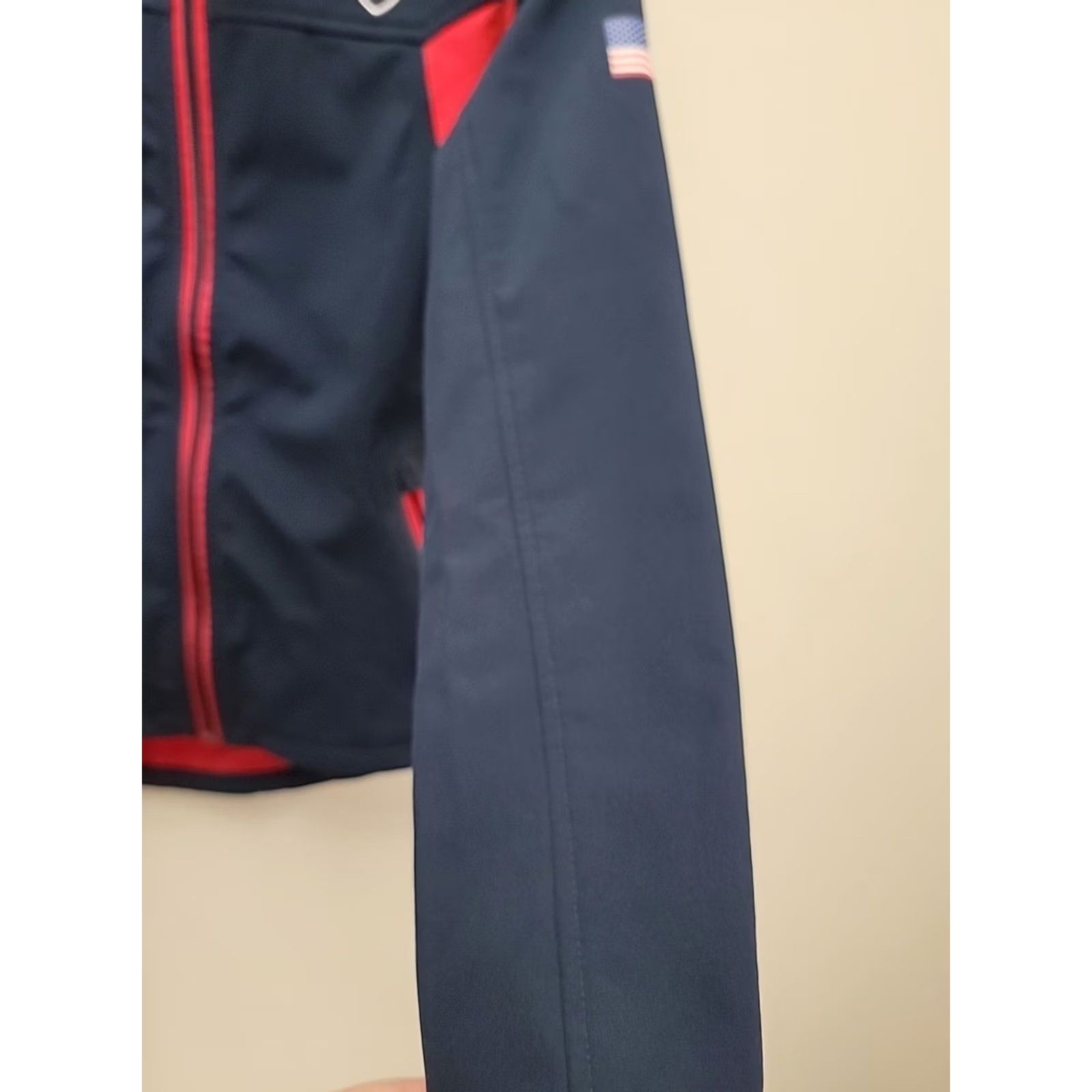 Ariat Ariat Womens XS Jacket Softshell Zip Multicolor Logo USA 18 Chest Short Length Regular Fit Mens Womens Girls? Size XS / US 0-2 / IT 36-38 - 6 Thumbnail
