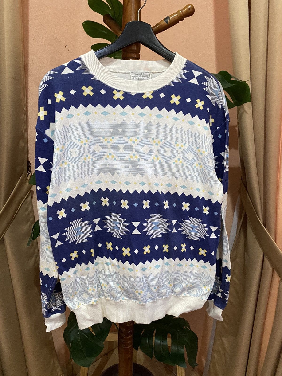 Vintage VINTAGE PASTEL FIELD NAVAJO SWEATSHIRT Size US L / EU 52-54 / 3 - 5 Thumbnail