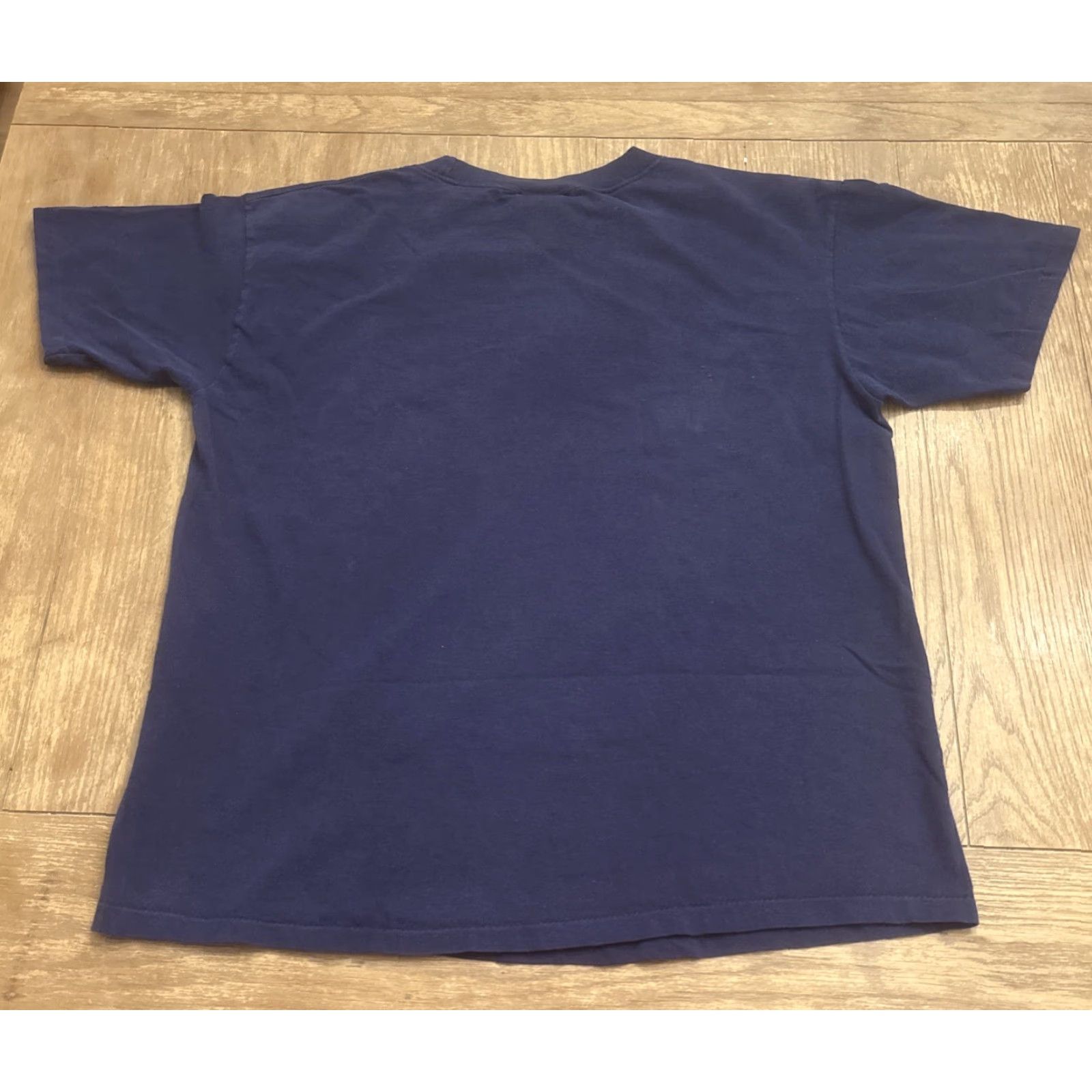 Vintage VINTAGE Notre Dame Fighting Irish Distressed T Shirt Size L Blue Men Shirt 90s College Sports Lou Holtz Notre Dame Fighting Irish Nike? Size US L / EU 52-54 / 3 - 8 Thumbnail
