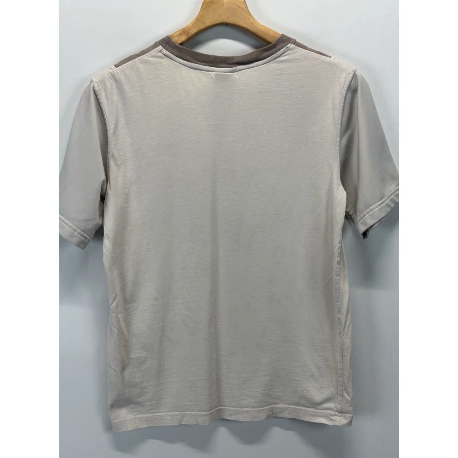 Nike Nike Sportswear Hybrid Tshirt Sz Small Men’s Neutral Colorblock Size US S / EU 44-46 / 1 - 4 Thumbnail