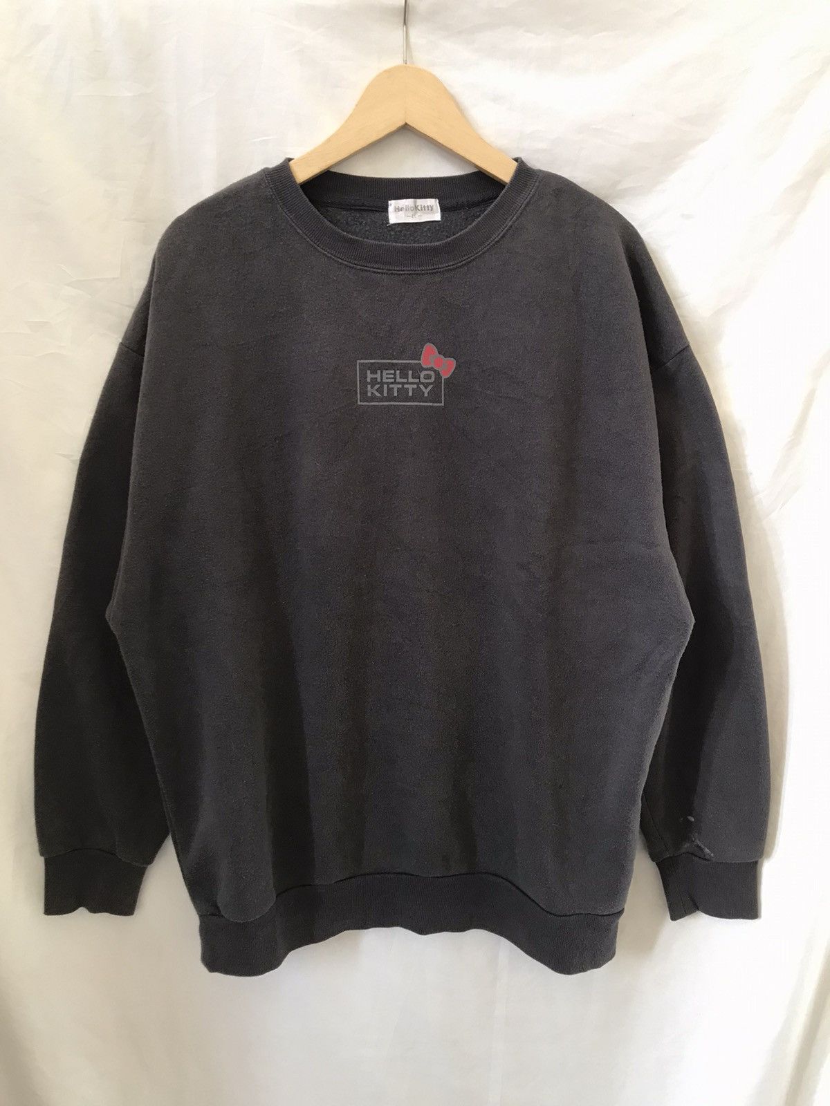 Anime Vintage Hello kitty Sweatshirt Size US L / EU 52-54 / 3 - 1 Thumbnail