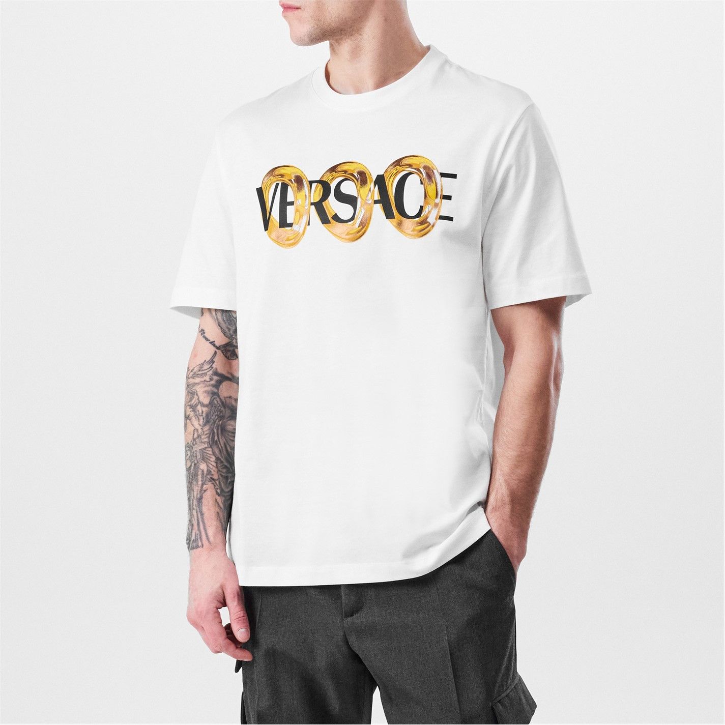 Versace o1g2r1mq0526 Ring Graphic T-Shirt in White Size US M / EU 48-50 / 2 - 3 Thumbnail