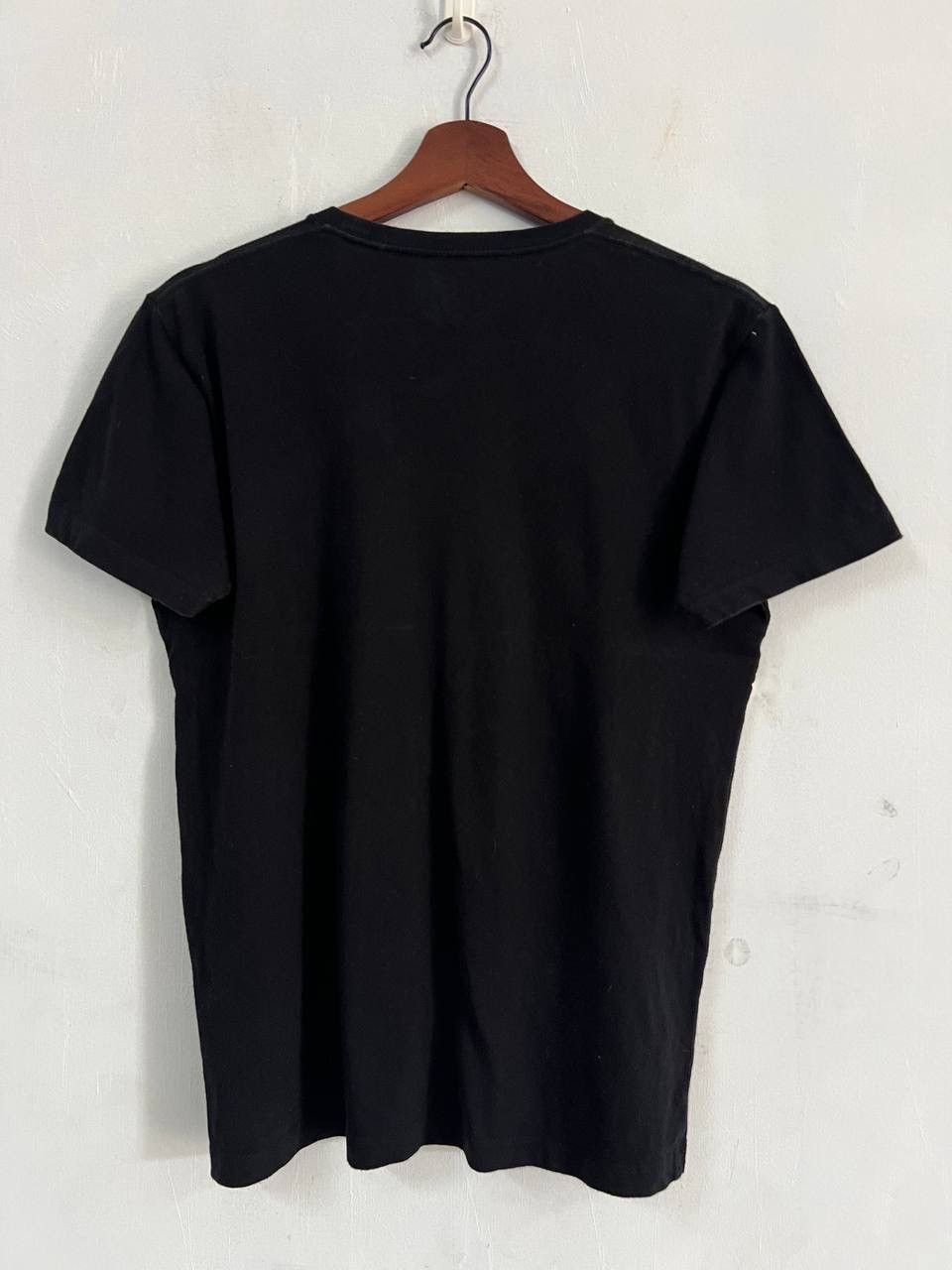 Uniqlo The Clash Uniqlo UT Tee Size US S / EU 44-46 / 1 - 2 Thumbnail