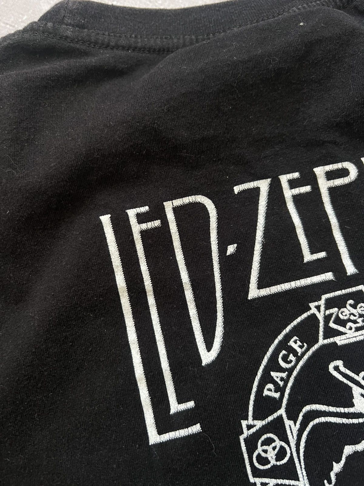 Other Solid Rock Led Zeppelin T-shirt Vintage Size L Size US L / EU 52-54 / 3 - 10 Thumbnail