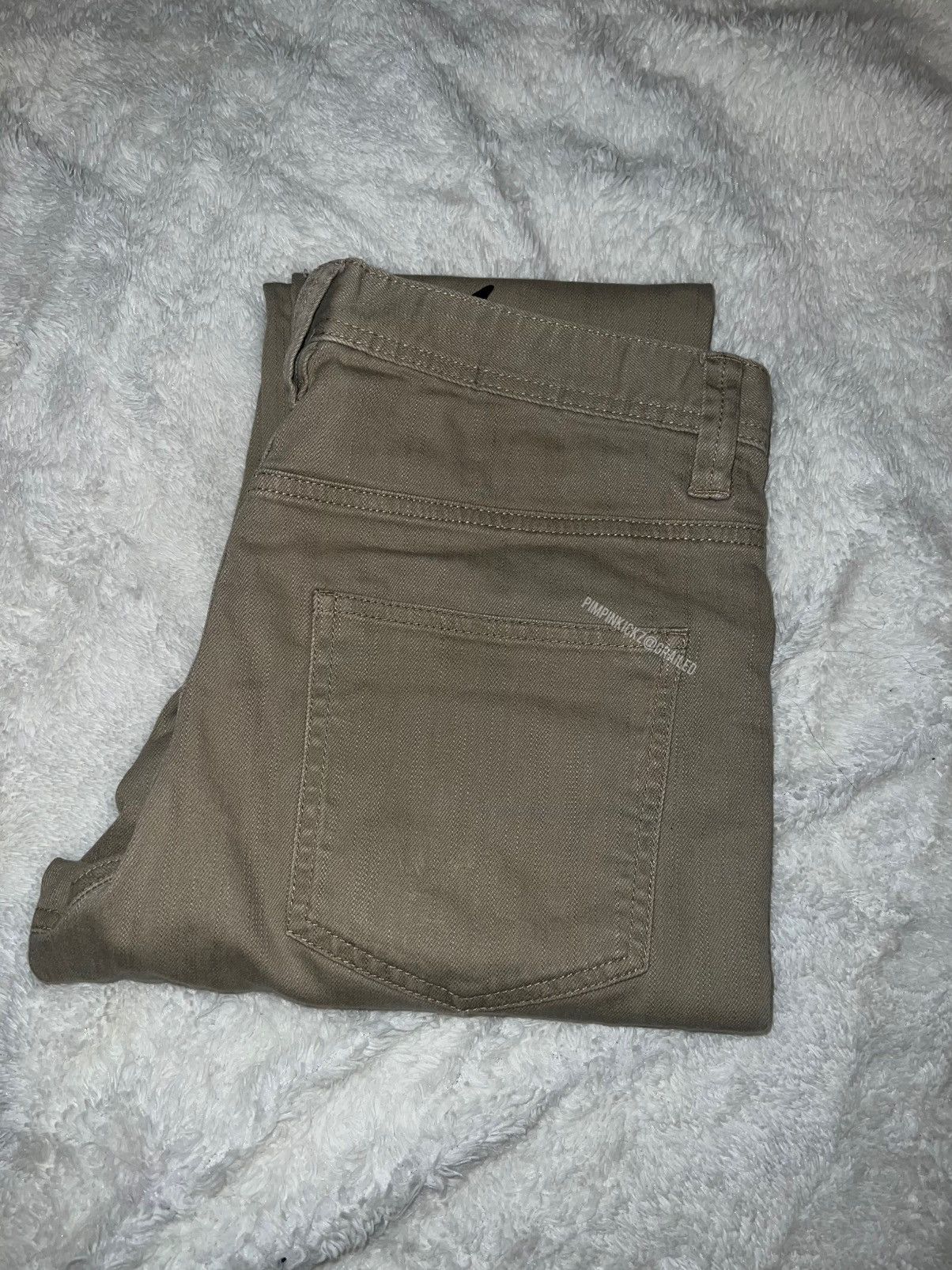 H&M H&M mens skinny leg (regular waist) beige jeans size 30 Size US 30 / EU 46 - 1 Thumbnail