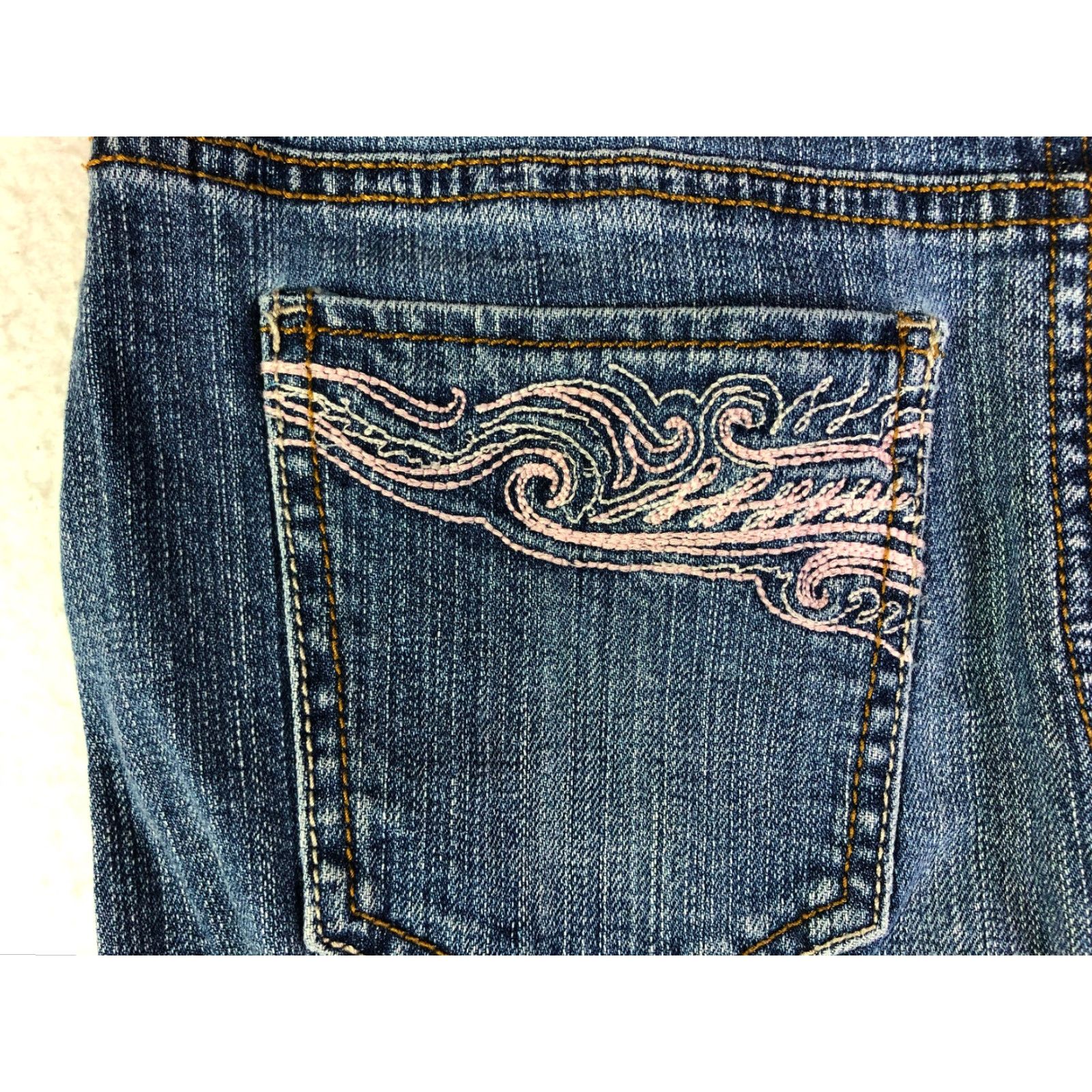Vintage SO Jeans Blue Jean Skirt Womens Size 5 Midi Denim Cotton Zip Flat Front Regular Waist 29" Vintage: No Womens Size 27" / US 4 / IT 40 - 2 Thumbnail