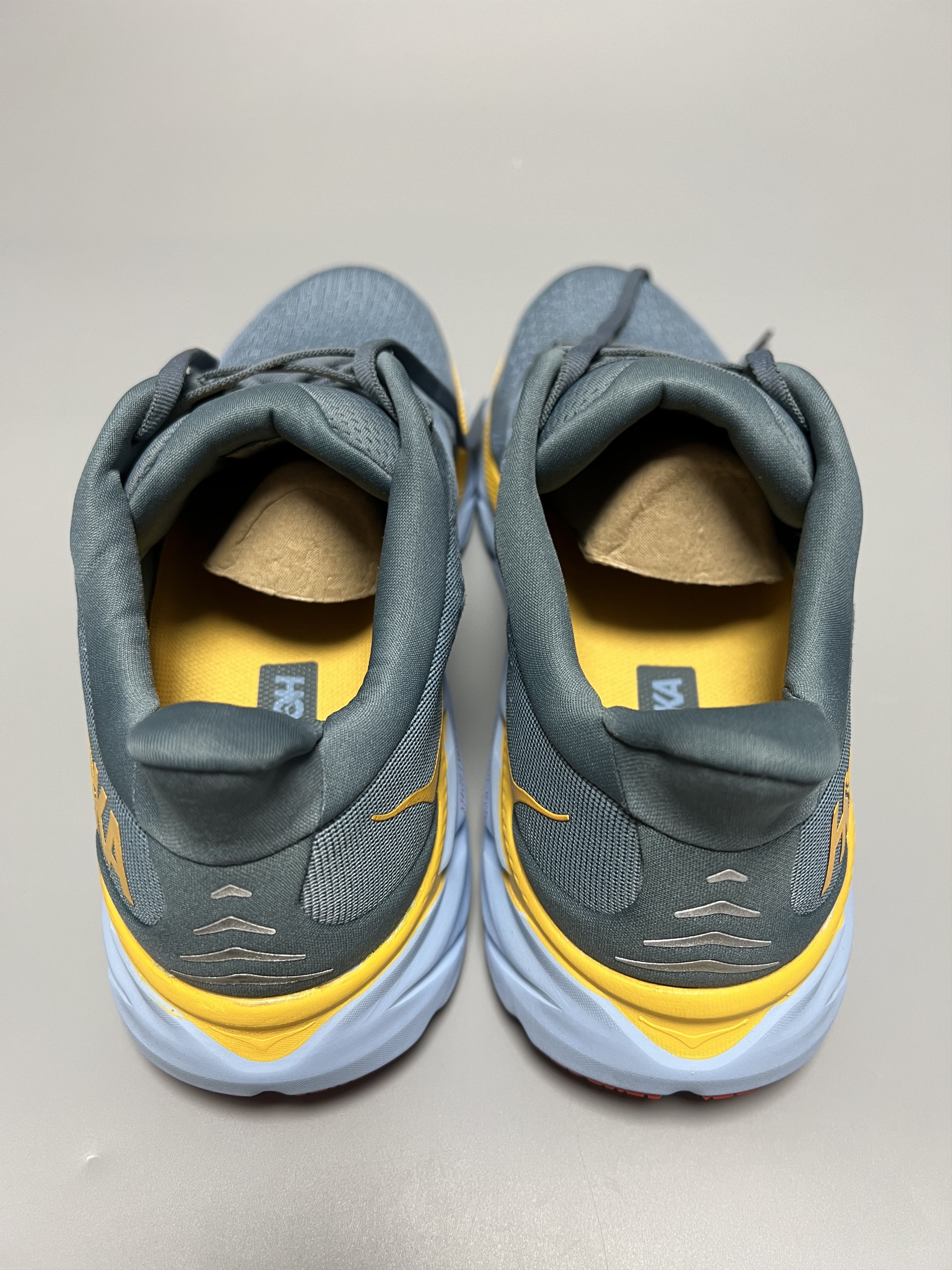 Hoka 13D Hoka One One Clifton 8 Men's Running Shoes Walking Gym Size US 13 / EU 46 - 14 Thumbnail