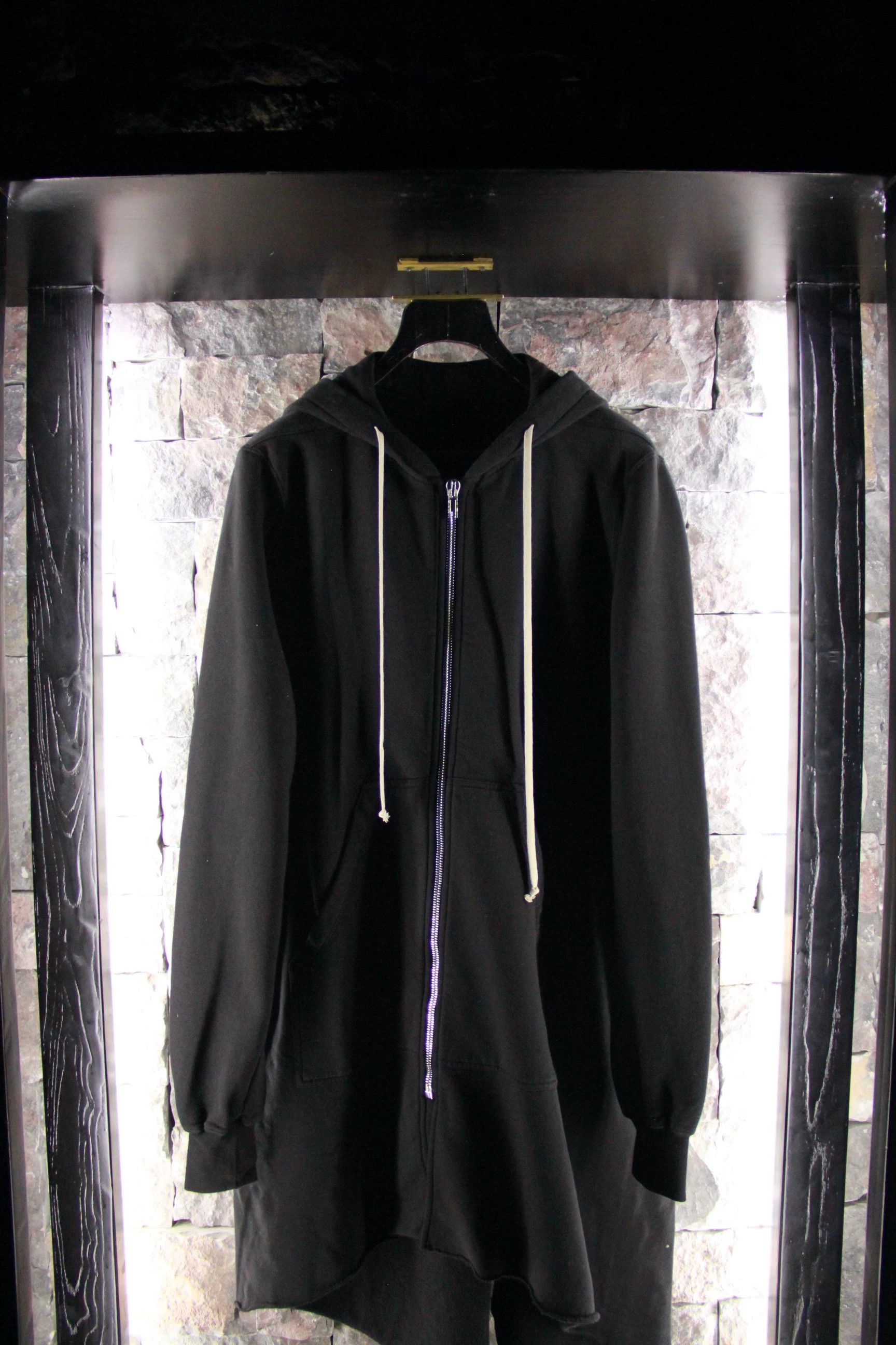 Rick Owens Rick Owens Black Heavy Coats Men s Size US S / EU 44-46 / 1 - 1 Thumbnail