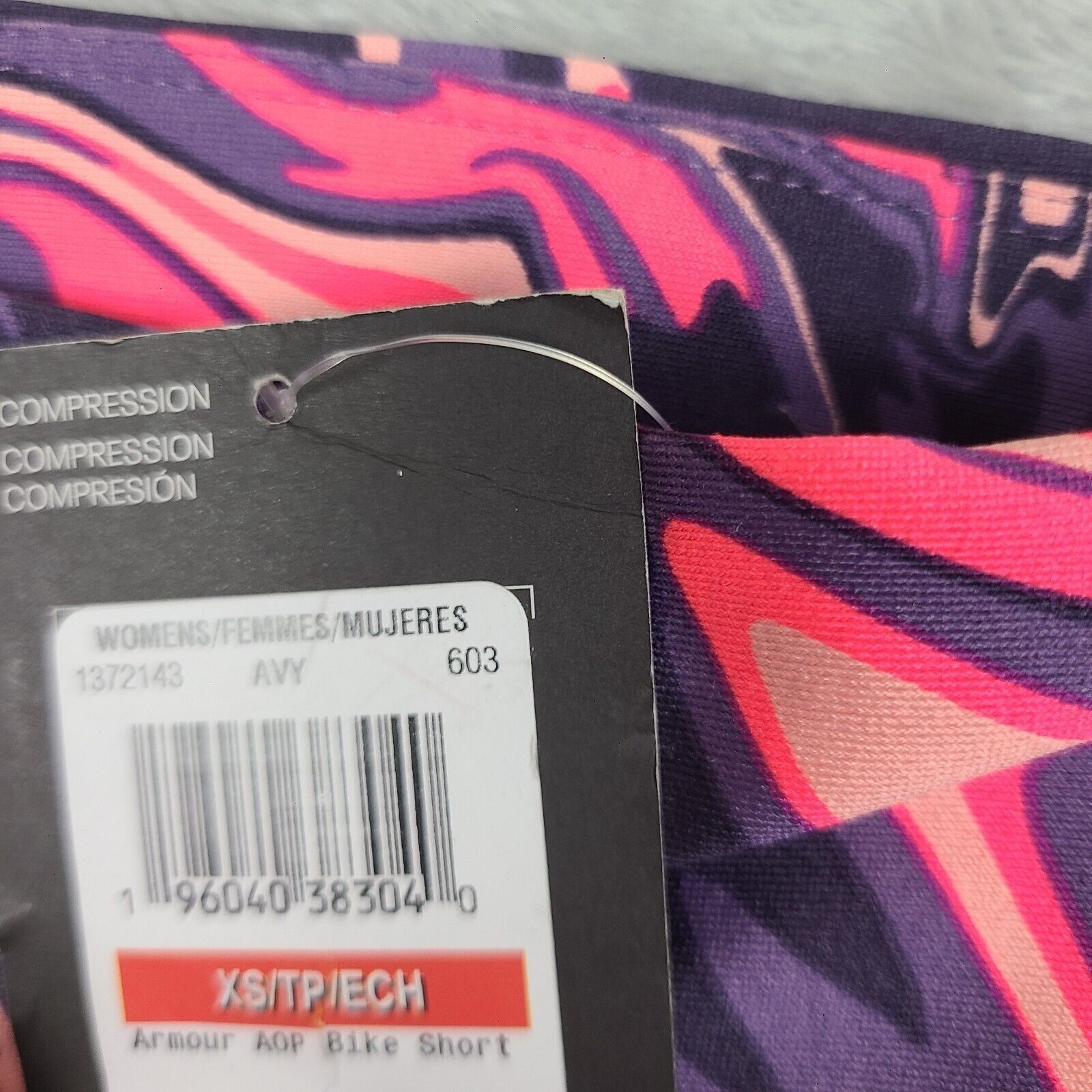 Under Armour Womens Under Armour Active Compression Shorts size X-Small A Size 24" / US 00 / IT 34 - 3 Thumbnail