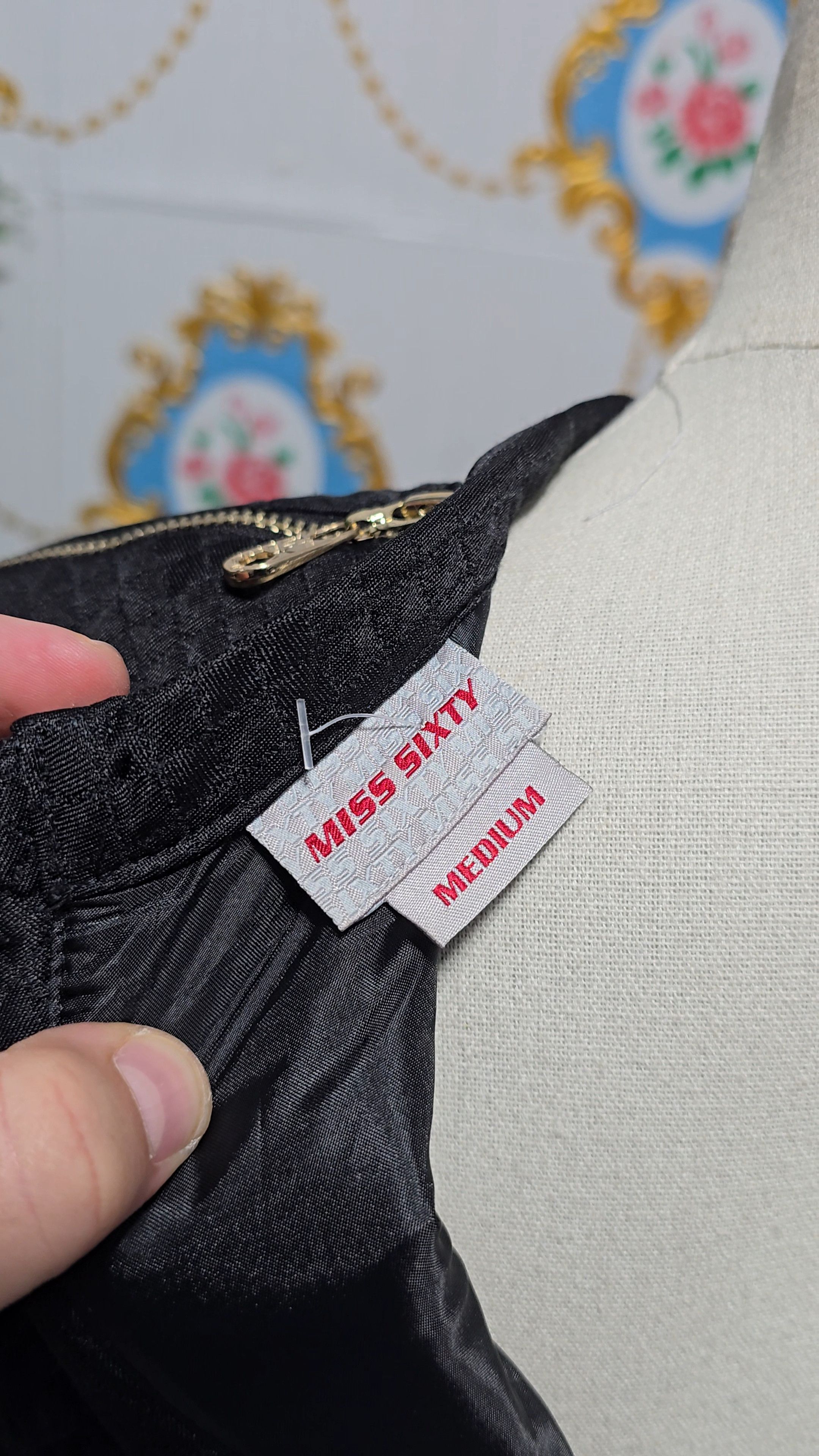 Miss Sixty MISS SIXTY dress size MEDIUM NEW CONDITION Size M / US 6-8 / IT 42-44 - 11 Thumbnail