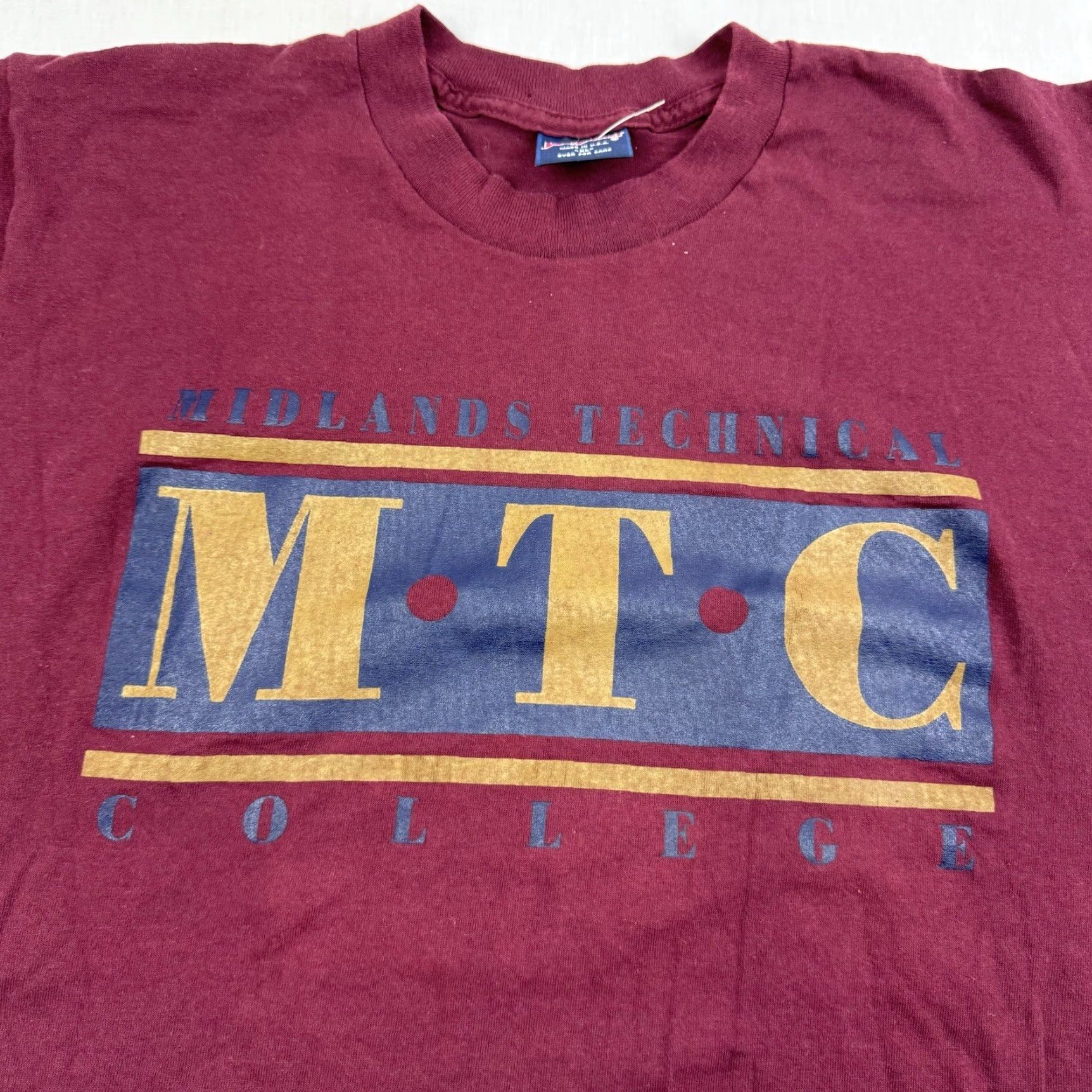 Jansport VINTAGE Jansport Shirt Adult XL Red 90s NWOT Midlands Technical College School Size US XL / EU 56 / 4 - 2 Thumbnail