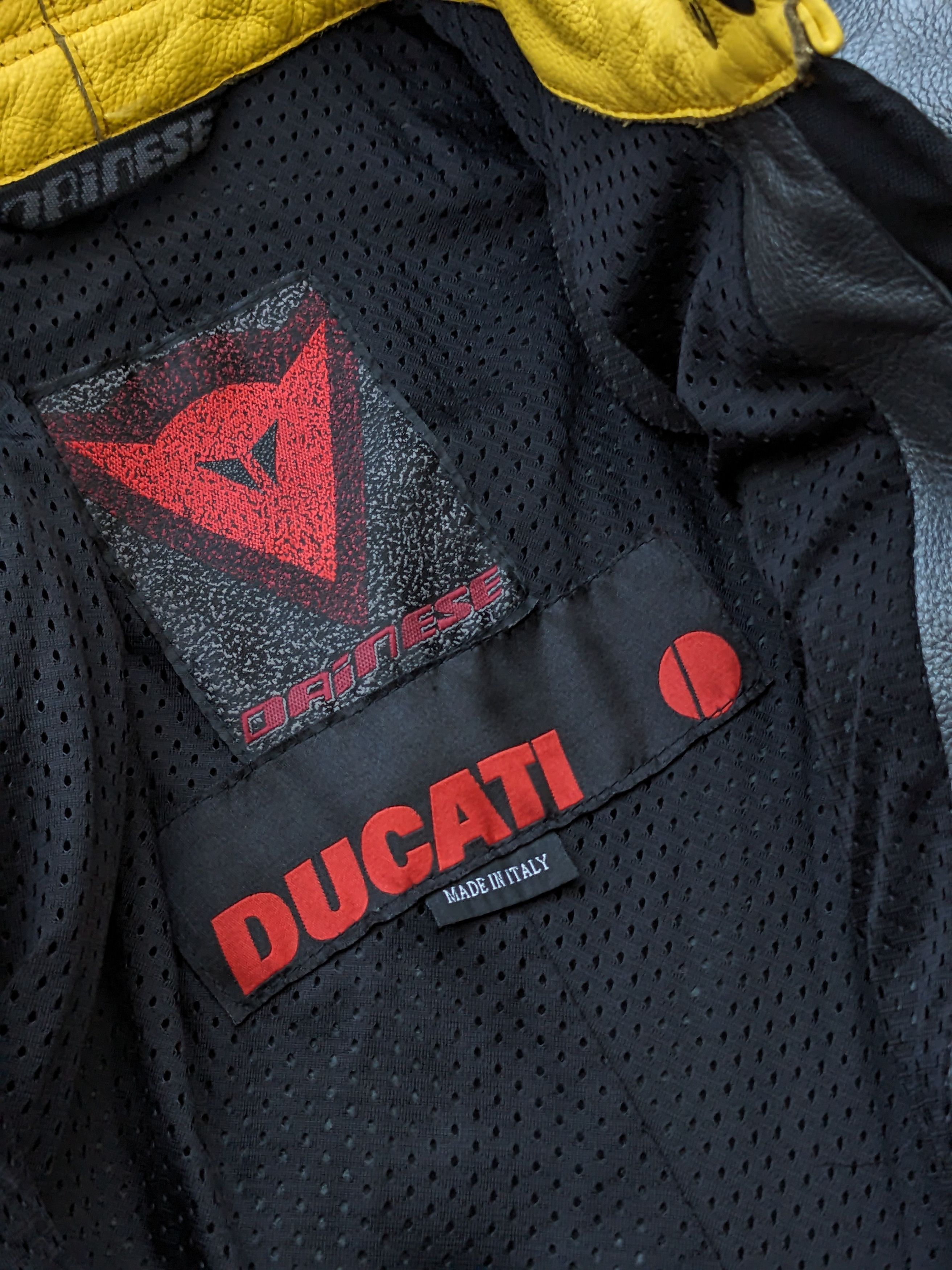 Dainese × Vintage Dainese Ducati Stripe 2 piece Suit Leather Moto Vintage 46 Size S / US 4 / IT 40 - 23 Thumbnail