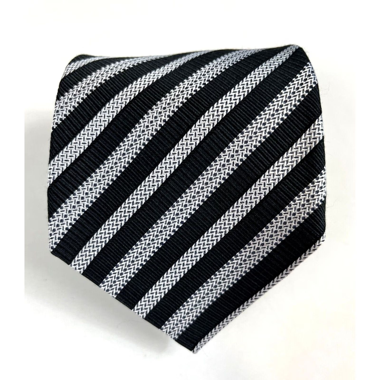 Valentino Valentino Silk Tie Striped Men’s Made in Canada Size ONE SIZE - 2 Thumbnail