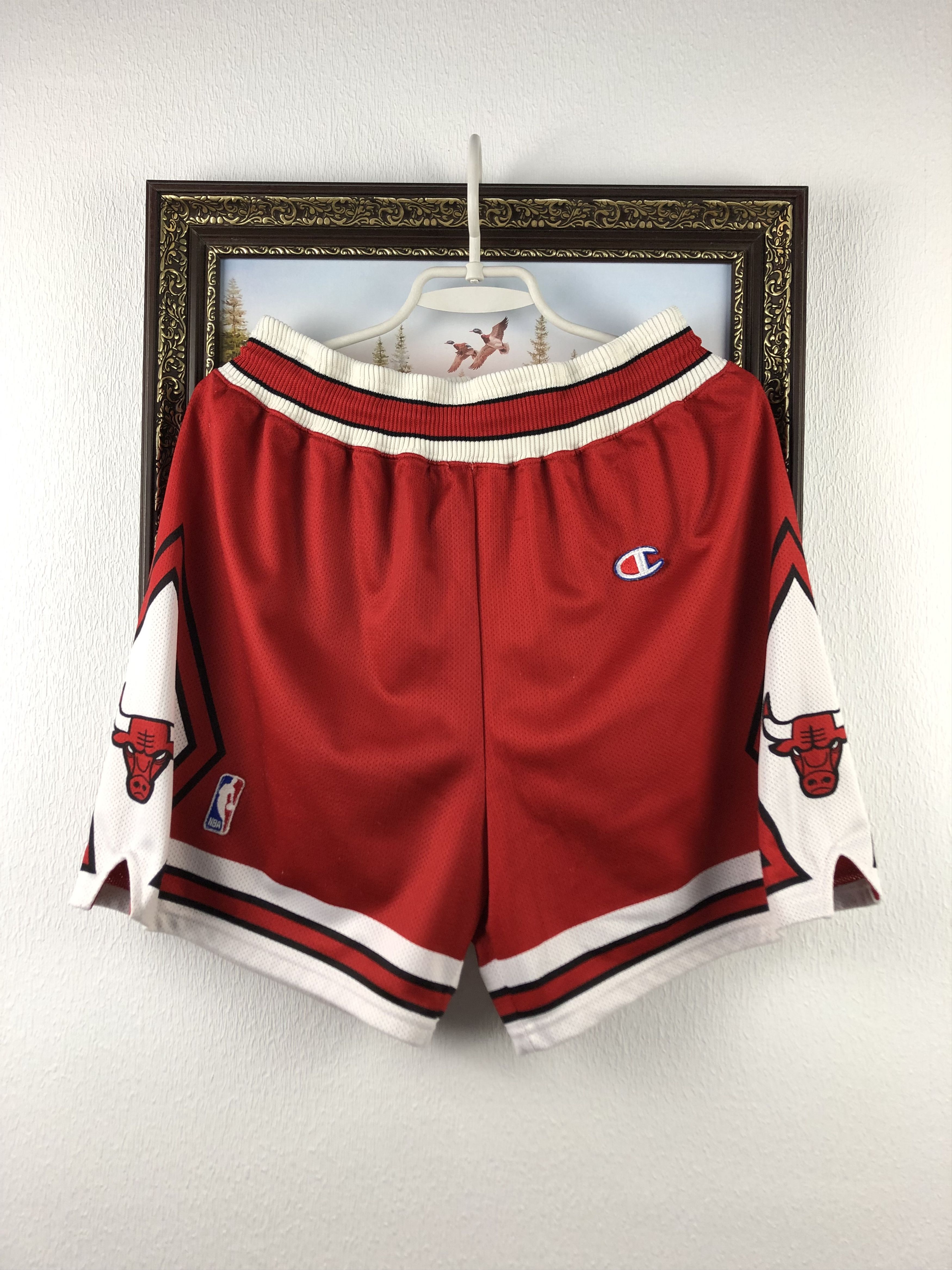 Champion Vintage Authentic Pro Cut Game Shorts Chicago Bulls Champion Size US 32 / EU 48 - 1 Thumbnail