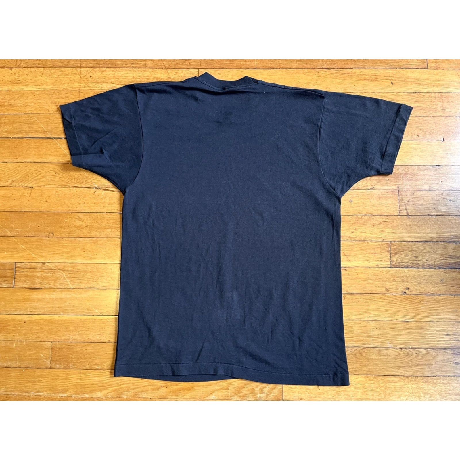 Vintage VINTAGE Sacred Heart School Class Of 1989 Shirt Men’s Large Black Single Stitch Size US L / EU 52-54 / 3 - 7 Thumbnail