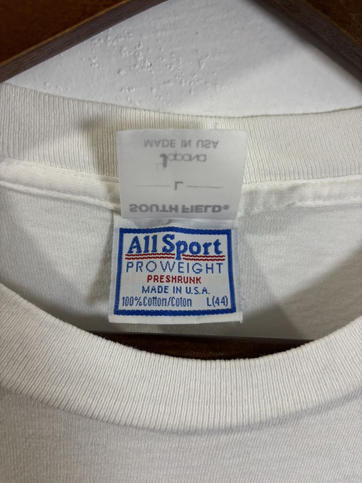 Vintage Vintage South Field Tshirt Size US L / EU 52-54 / 3 - 5 Thumbnail
