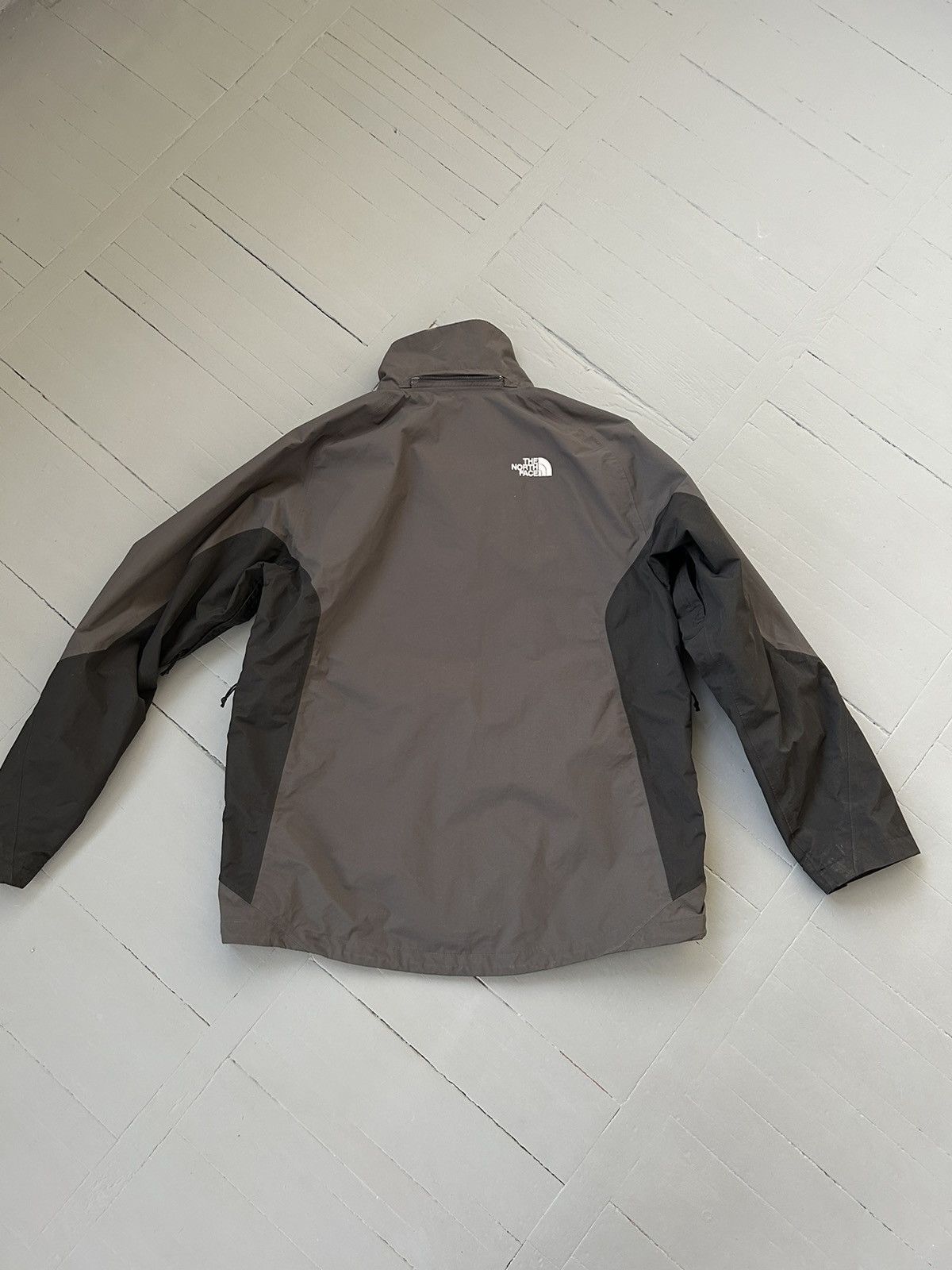 The North Face The North Face vintage hyvent jacket Size US L / EU 52-54 / 3 - 6 Thumbnail