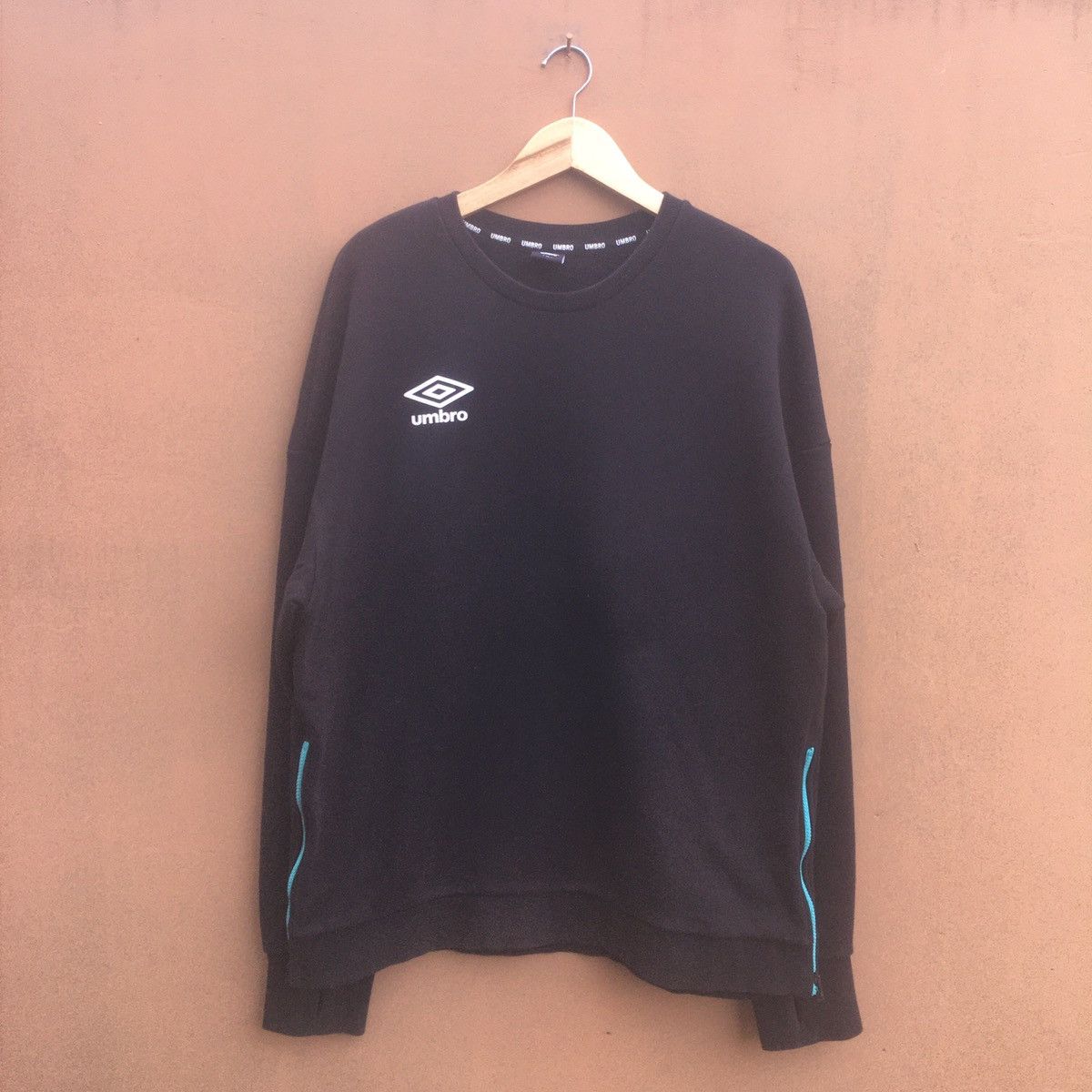 Umbro Umbro korea on & off pitch collection Size US XL / EU 56 / 4 - 1 Thumbnail