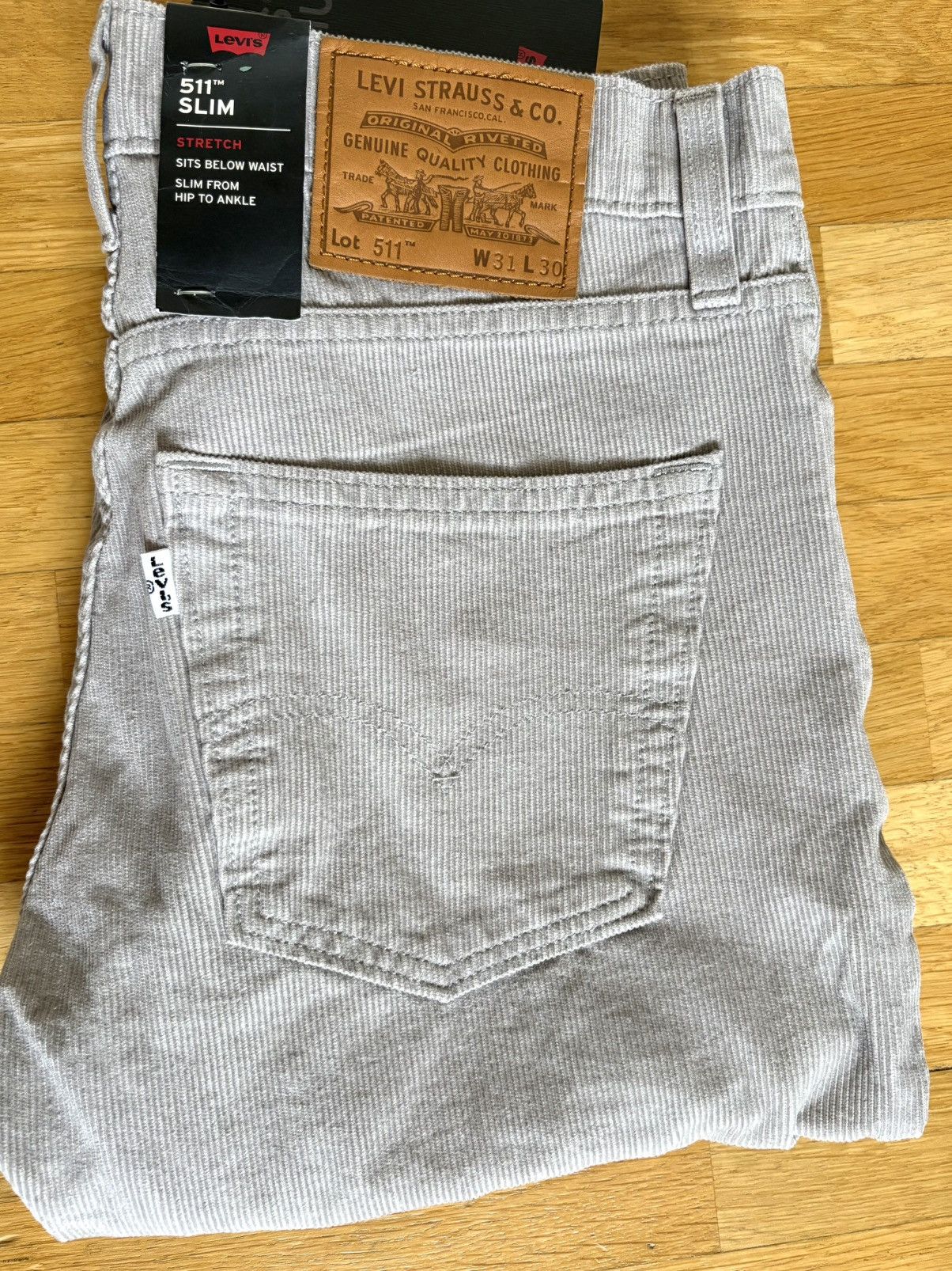 Levi's Unworn levi’s 511 corduroy slim fit pant-size 31 / 30- beige Size US 31 - 2 Thumbnail