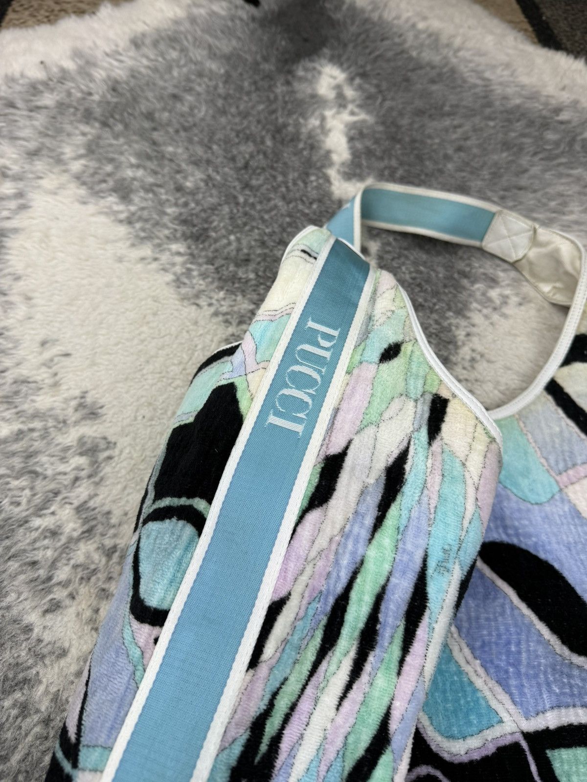 Emilio Pucci ‼️ARCHIVED‼️90s EMILIO PUCCI Iconic Extra Large Hobo/Tote Bag Size ONE SIZE - 13 Thumbnail