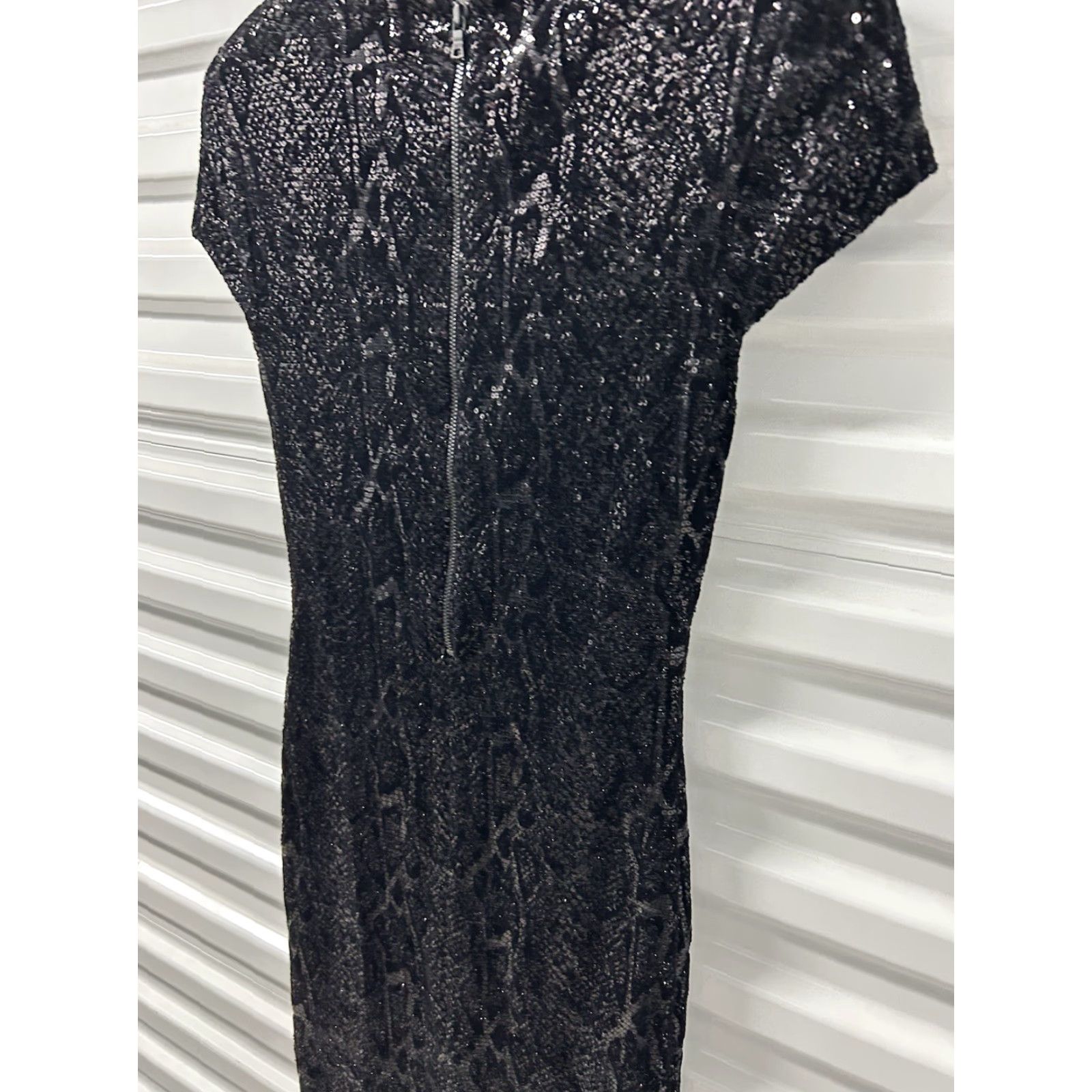 Alice + Olivia Alice + Olivia Dress Women’s Black Floral Sequin Cocktail Party Size 0 Designer Size XS / US 0-2 / IT 36-38 - 5 Thumbnail