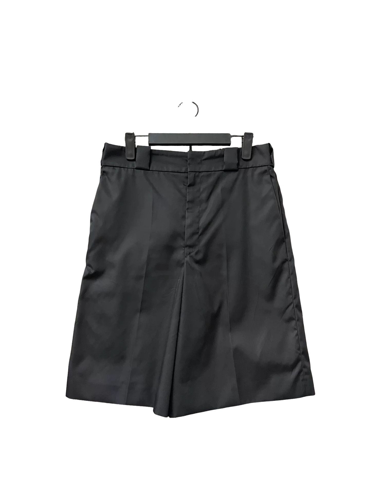 Prada Prada Nylon Shorts Size 38 Size 26" / US 2 / IT 38 - 1 Thumbnail