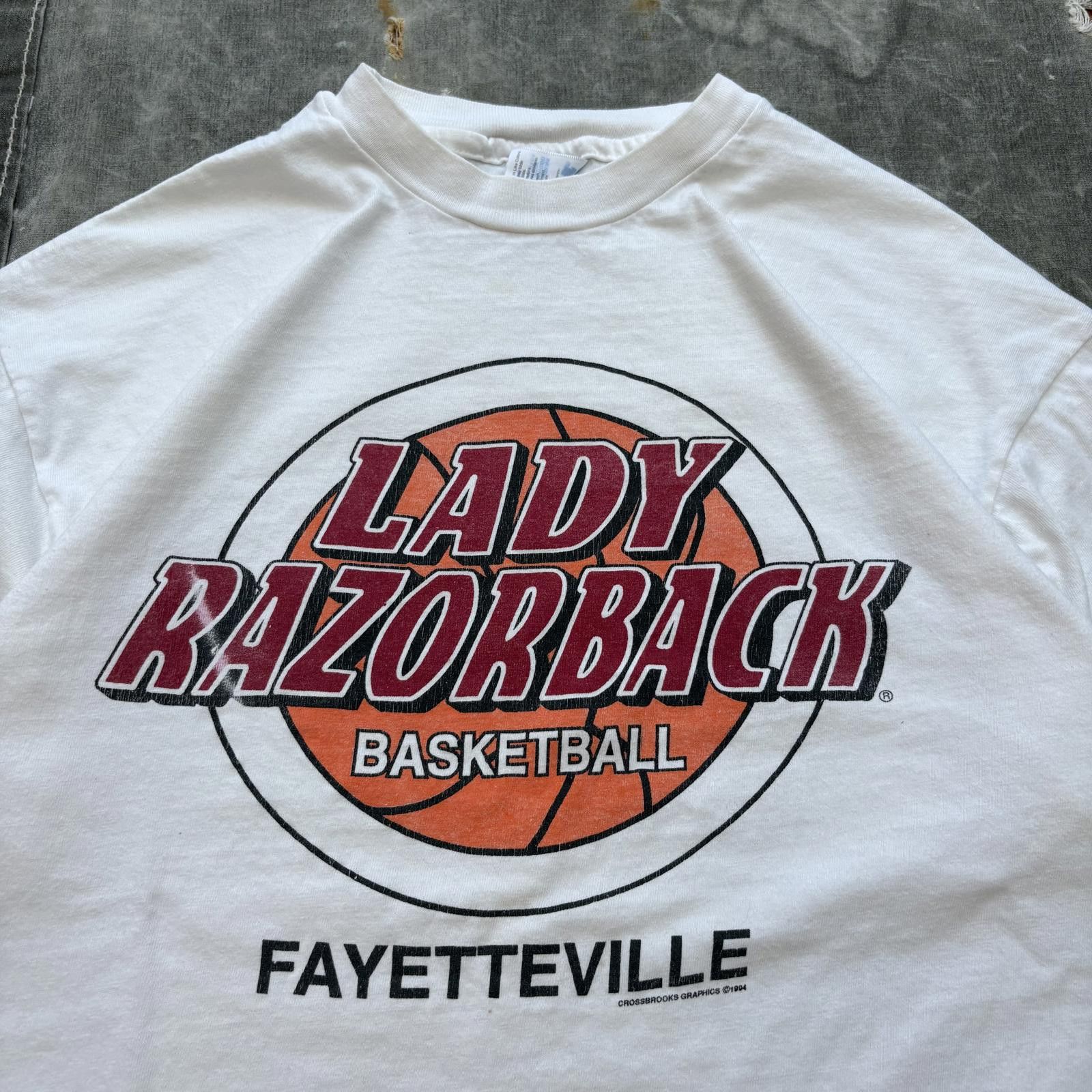 Hanes Vintage 90s Rare Arkansas Lady Razorbacks Basketball Shirt Size US L / EU 52-54 / 3 - 2 Thumbnail