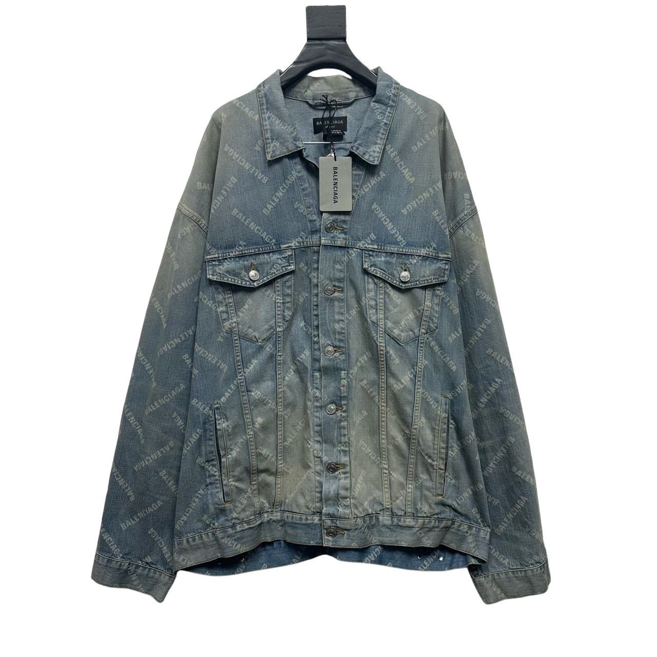 Balenciaga Balenciaga All-over Logo Denim Jacket Size M Size US M / EU 48-50 / 2 - 1 Thumbnail