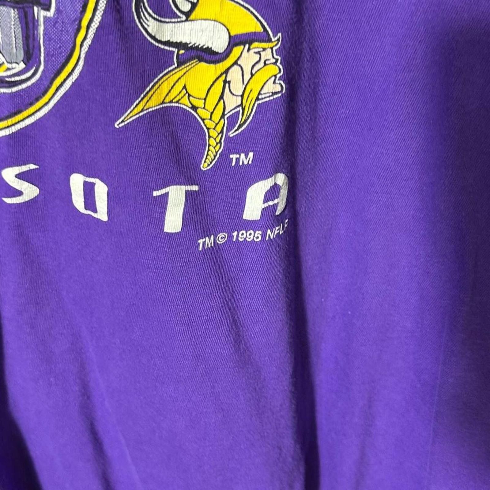 Logo 7 Vintage 90s Logo 7 Minnesota Vikings Tee Mens XL Shirt 1995 Size US XL / EU 56 / 4 - 3 Thumbnail