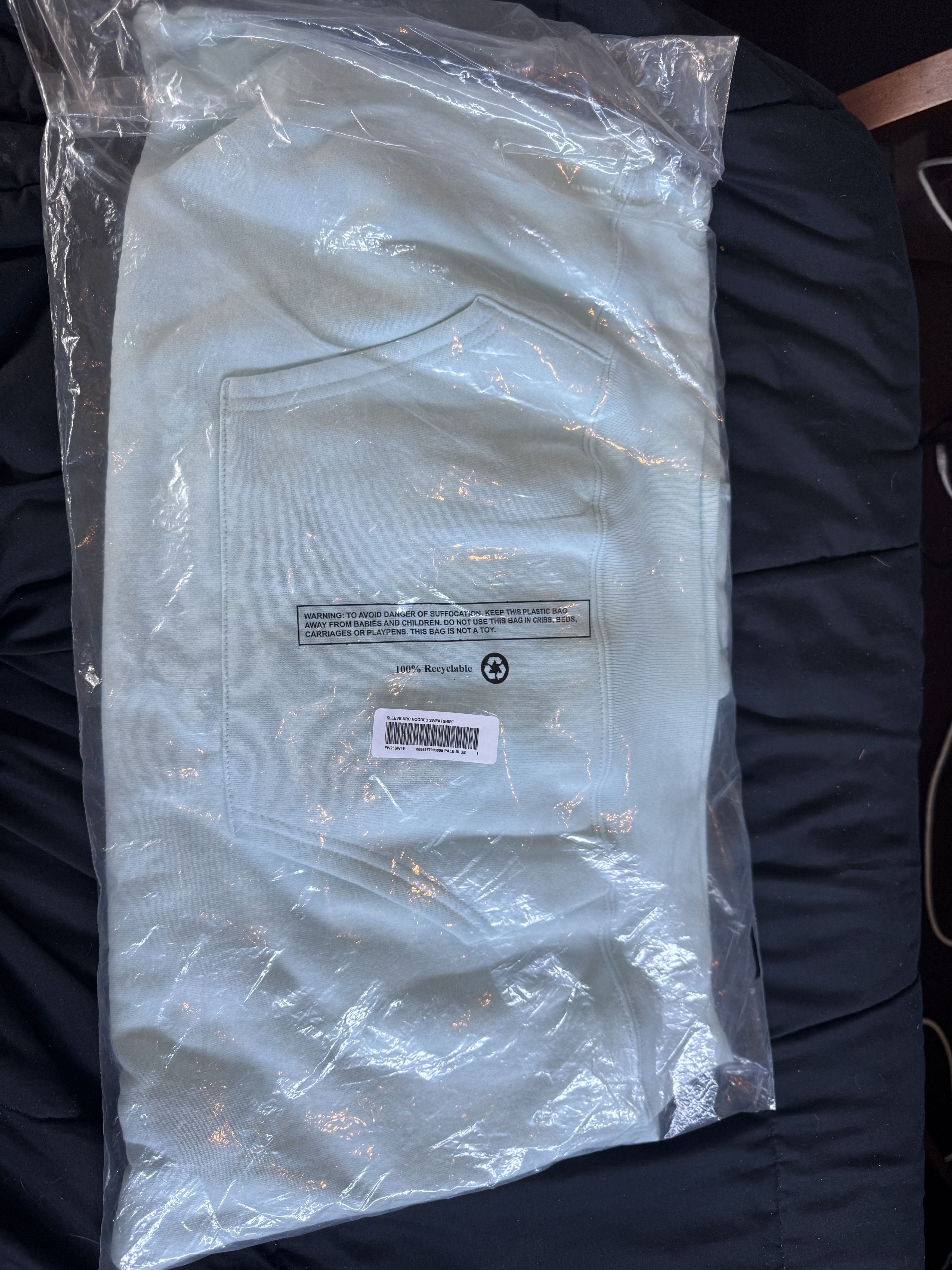 Supreme Supreme Sleeve Arc Hoodie Sz L *New/Never Worn* pale blue Size US L / EU 52-54 / 3 - 2 Thumbnail