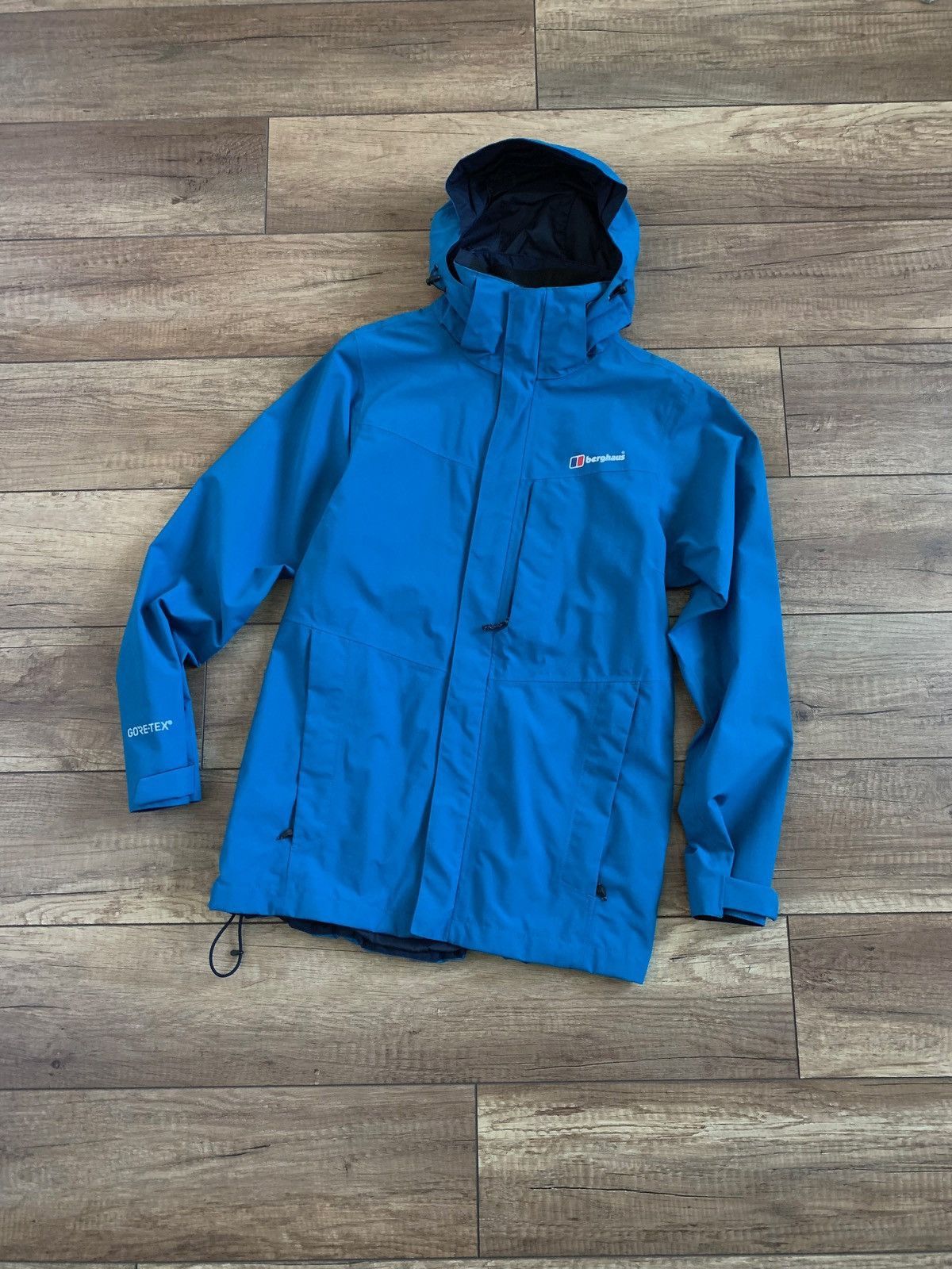 Berghaus Berghaus Gore-Tex Hooded Touring Blue Windbreaker Jacket Size S / US 4 / IT 40 - 1 Thumbnail