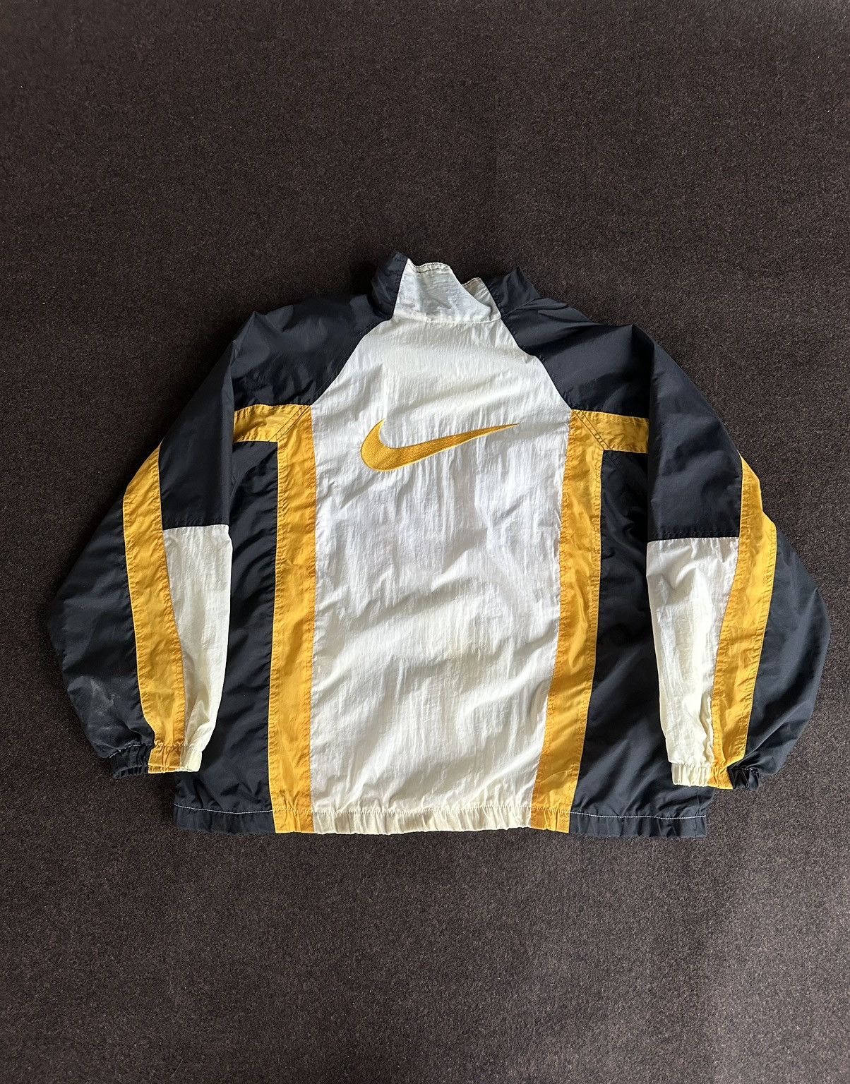 Nike Nike Big Logo Nylon Vintage Jacket Z90 Size US XXL / EU 58 / 5 - 6 Thumbnail