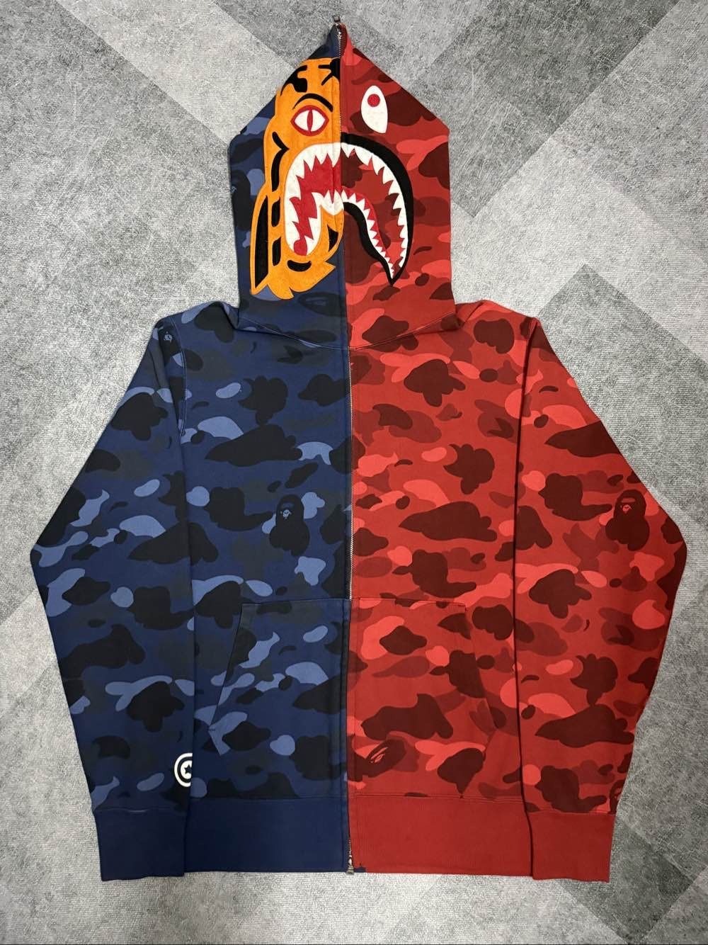 Bape A Bathing Ape Split Camo Shark Tiger Hoodie Size XL Size US XL / EU 56 / 4 - 1 Thumbnail