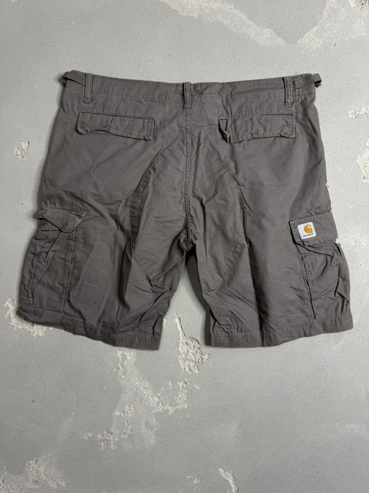 Carhartt Vintage Carhartt Wip shorts cargo Size US 36 / EU 52 - 2 Thumbnail