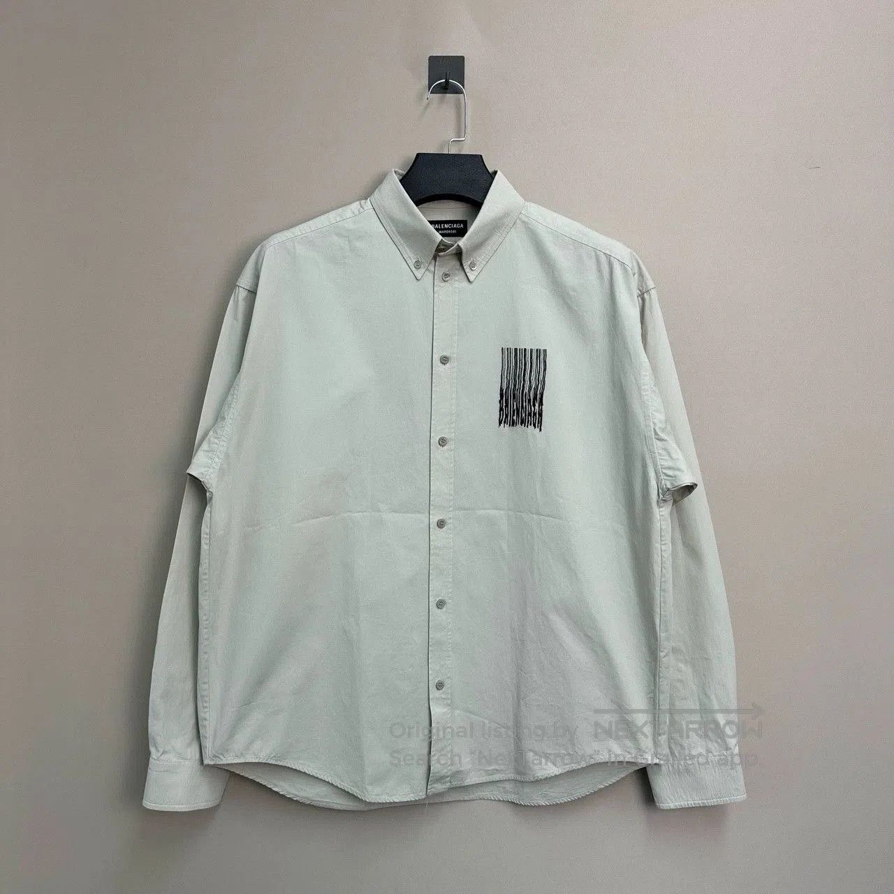 Balenciaga balenciaga waterfall embroidered shirt size 37. Size US M / EU 48-50 / 2 - 1 Thumbnail