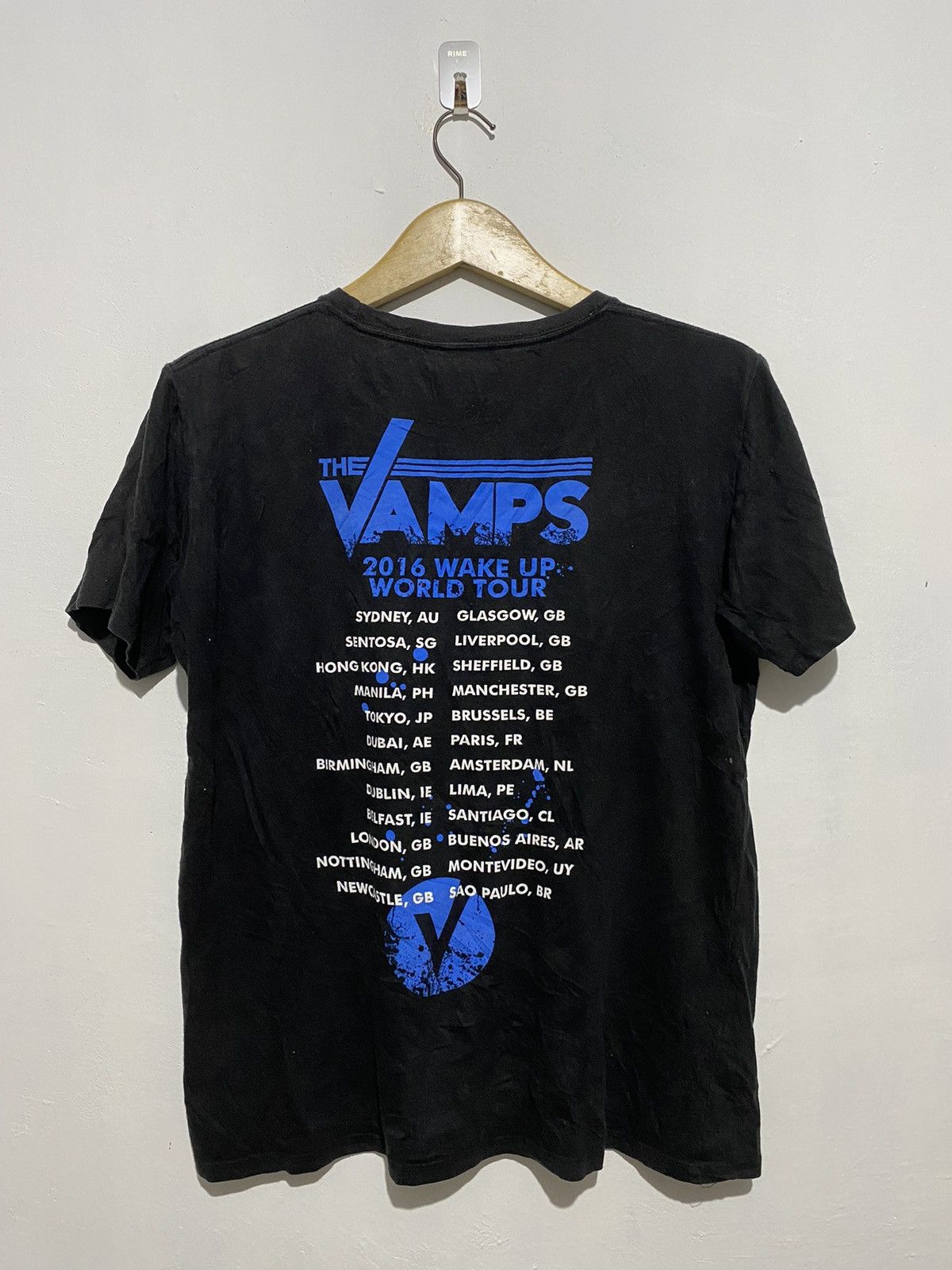 Band Tees × Vintage The vamps world tour 2016 tshirts Size US M / EU 48-50 / 2 - 2 Thumbnail