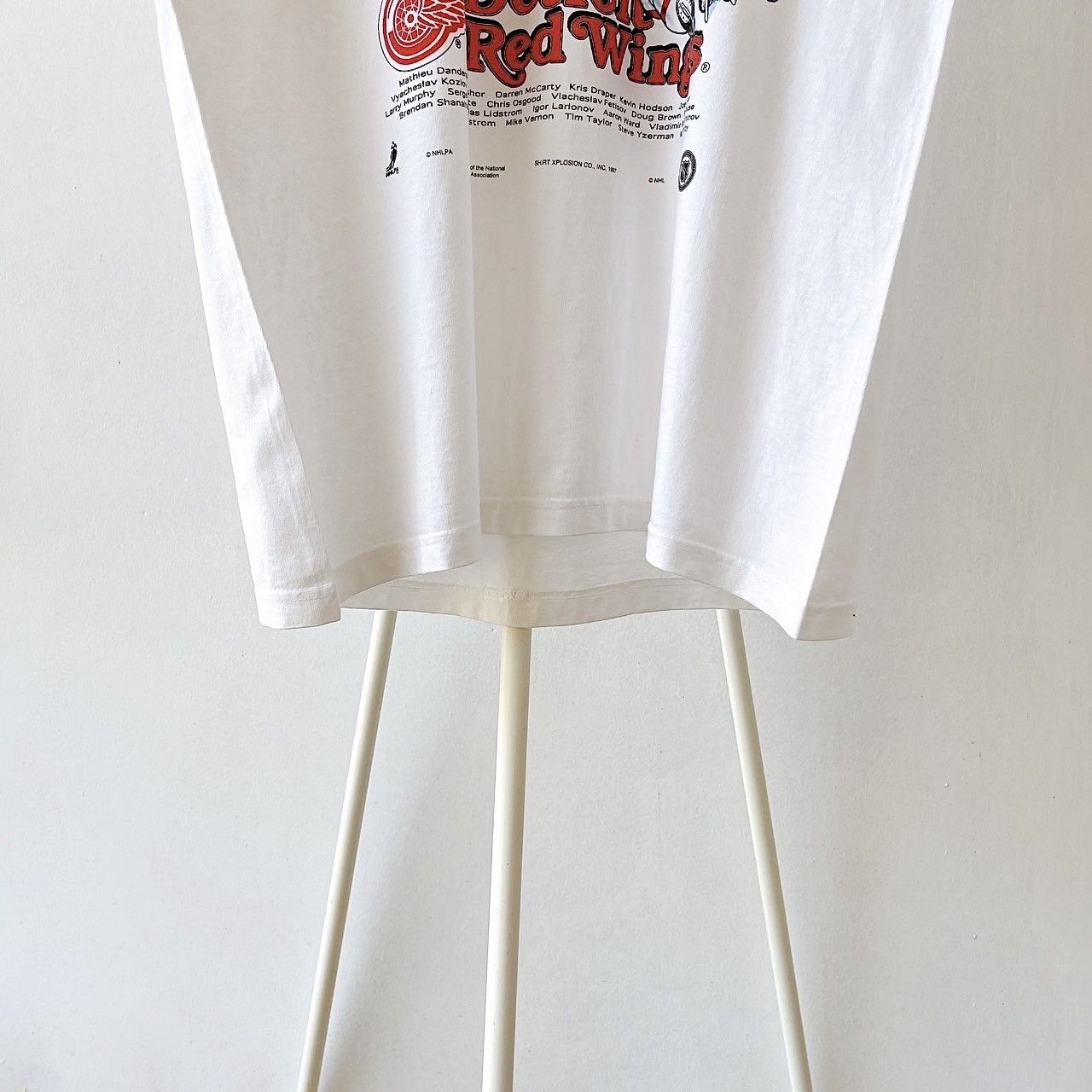 Gildan × Vintage 90s Detroit Red Wings caricatures NHL t-shirt/ L Size US L / EU 52-54 / 3 - 4 Thumbnail