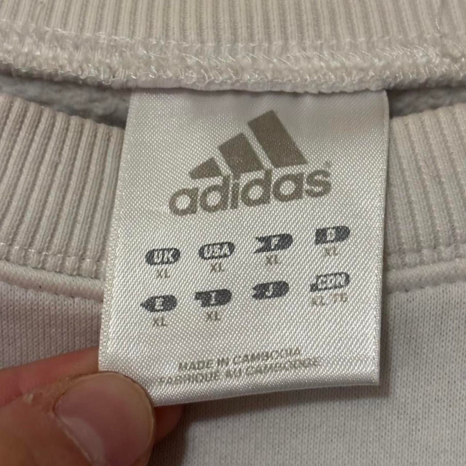 Adidas Vintage Y2K Women’s Adidas Boxy Fit Embroidered Crewneck Size XL / US 12-14 / IT 48-50 - 4 Thumbnail
