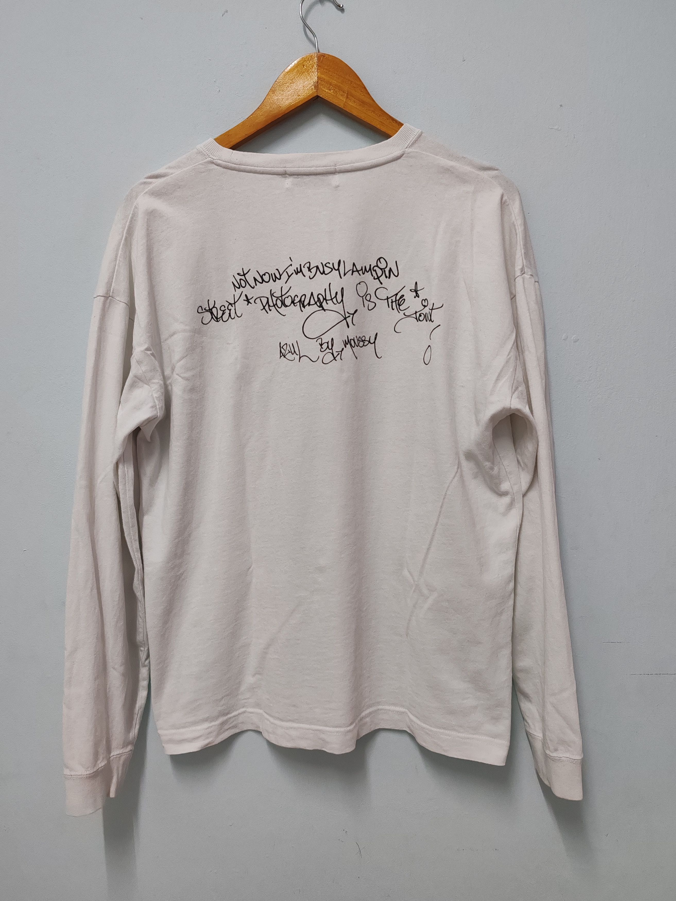 Japanese Brand Azul by Moussy Japanese Brand Photographer Designer Tee Size US M / EU 48-50 / 2 - 3 Thumbnail