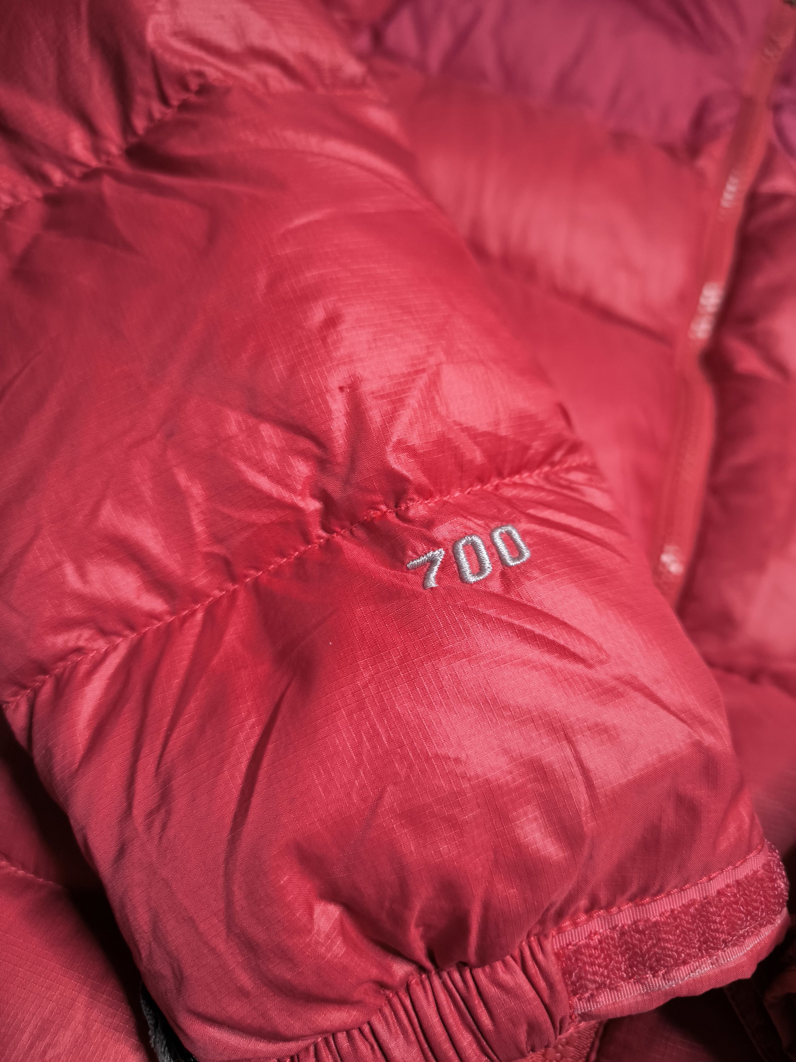 The North Face Women's (S) The North Face Retro Nuptse 700 Down Jacket Size S / US 4 / IT 40 - 5 Thumbnail
