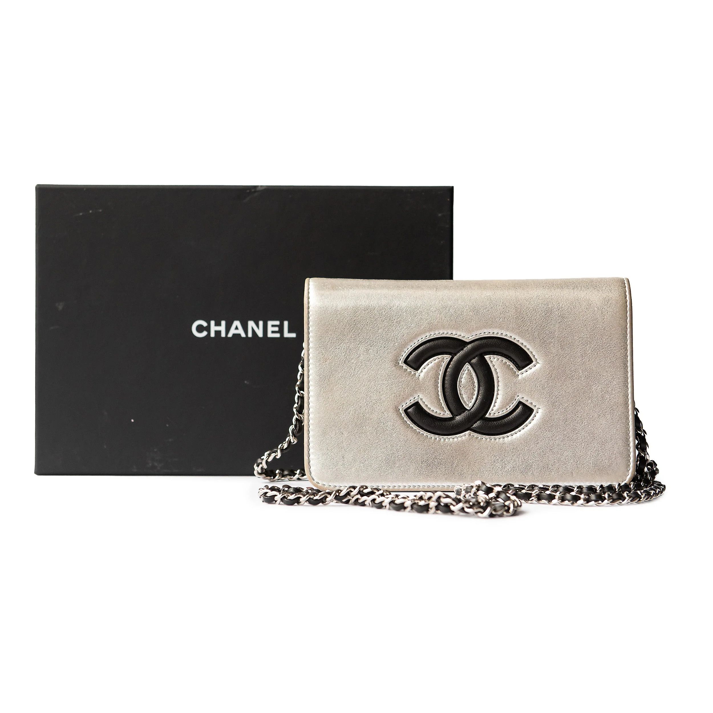 Chanel CHANEL Wallet On Chain WOC Silver & Black Size ONE SIZE - 2 Thumbnail