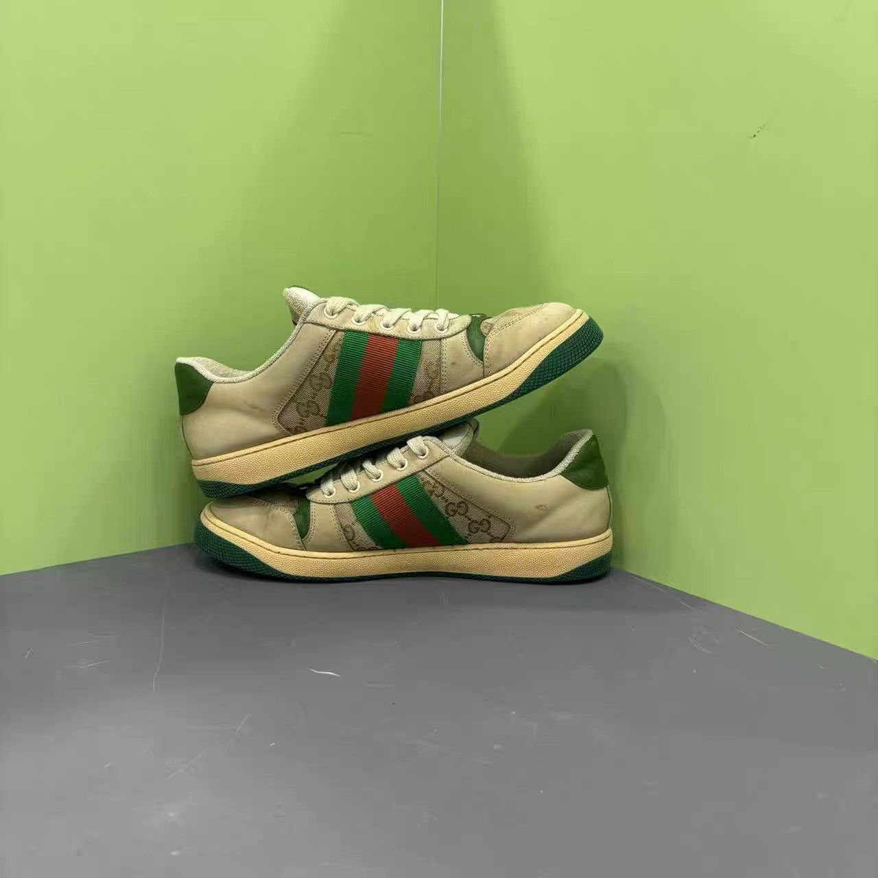 Gucci Gucci Screener Gray-Green GG Enamel Distressed Sneakers K15 Size US 8.5 / EU 41-42 - 6 Thumbnail