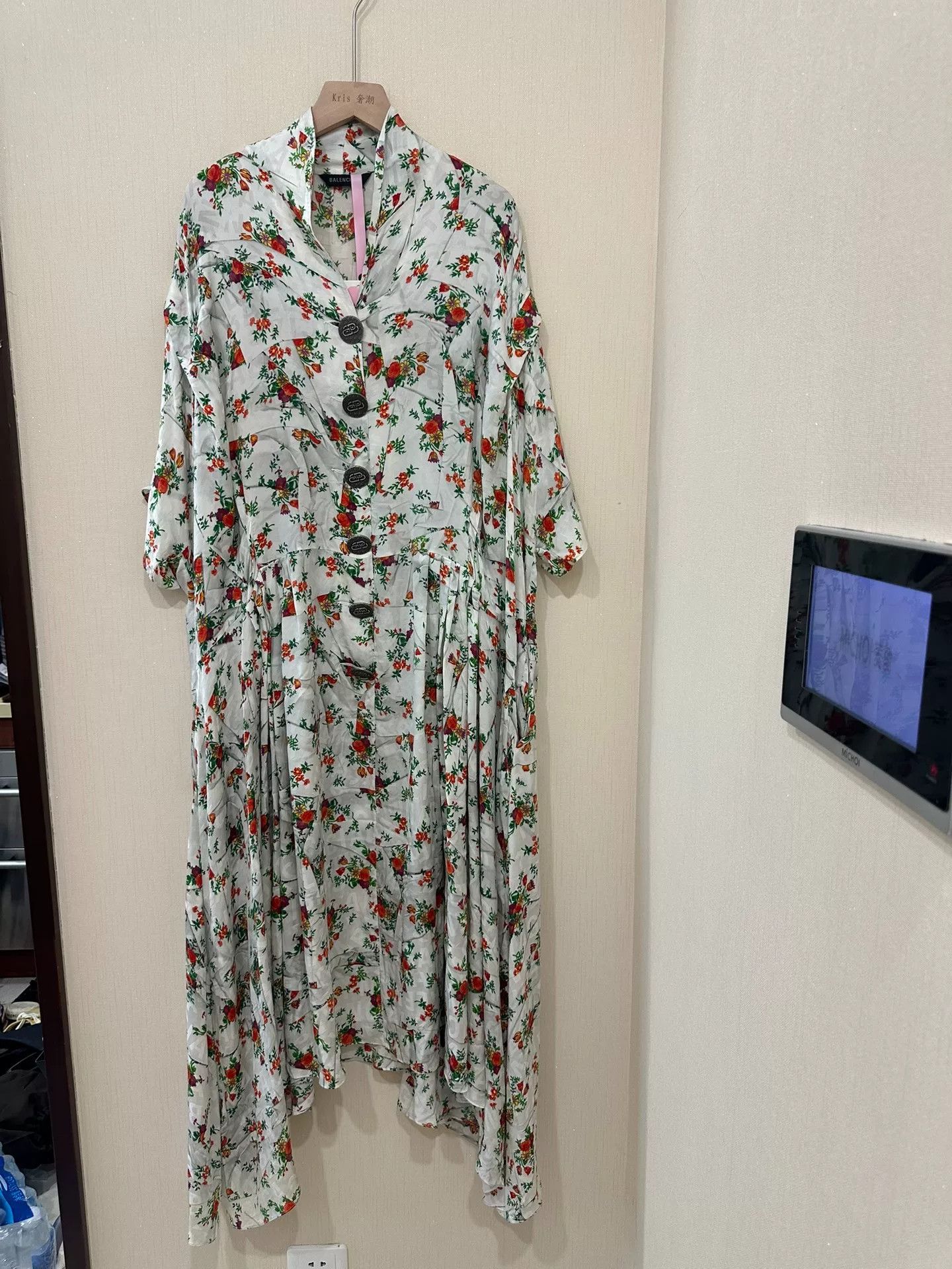 Balenciaga balenciaga floral dress size 2 Size S / US 4 / IT 40 - 1 Thumbnail